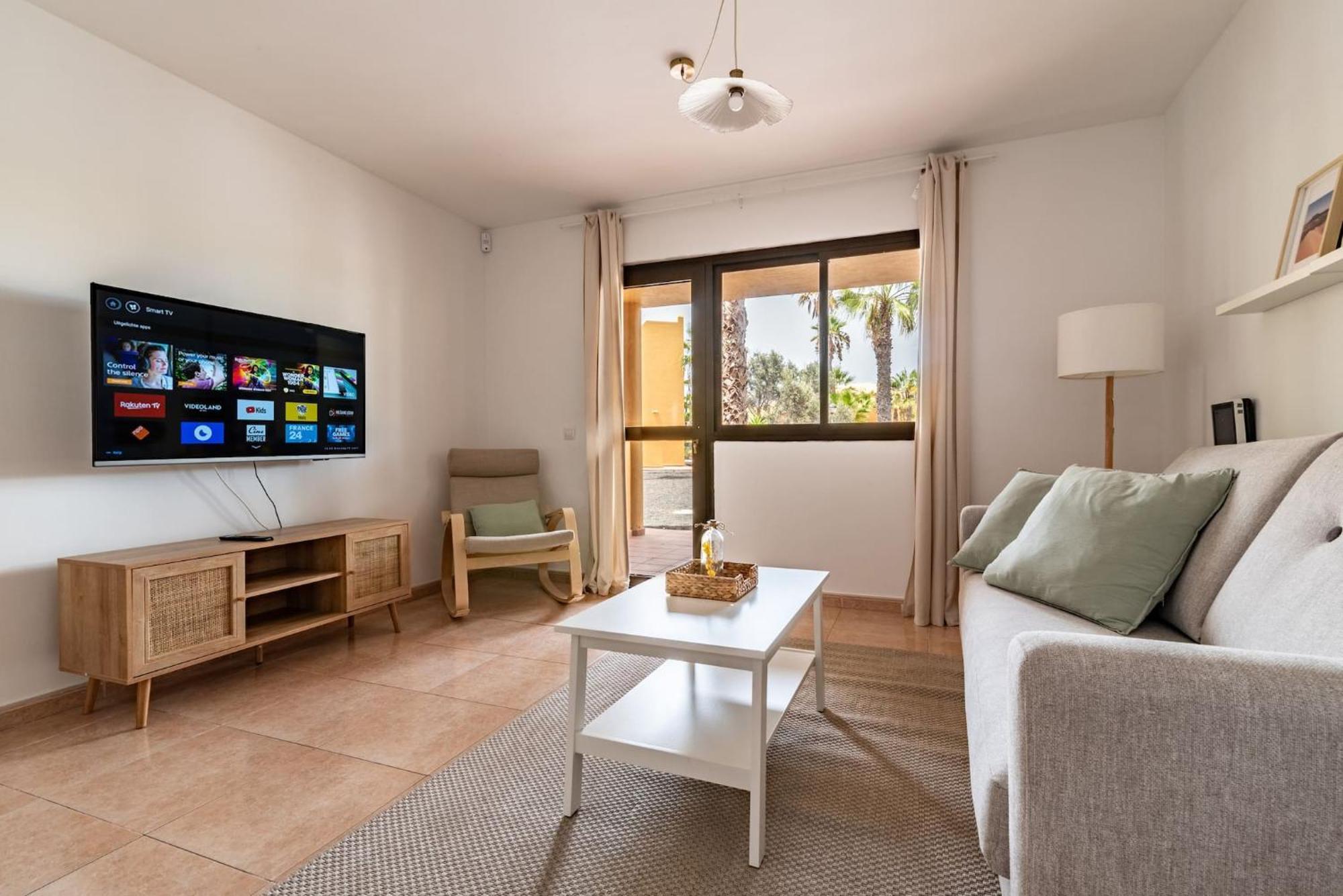 Oasis Sun & Soul, Pool And Wifi By Rentalfue Appartement