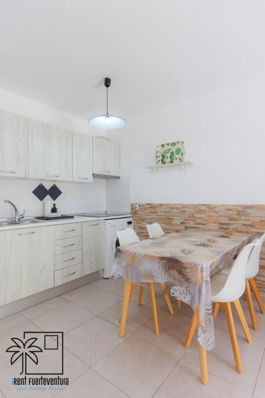 21 Ineika Irent Fuerteventura Apartment