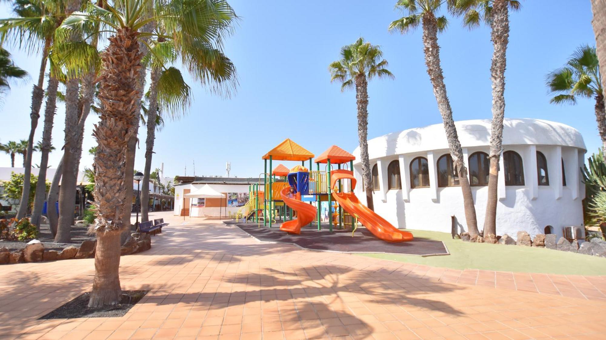 Book Jet - Oasis Dunas Relax & Maxi Pool