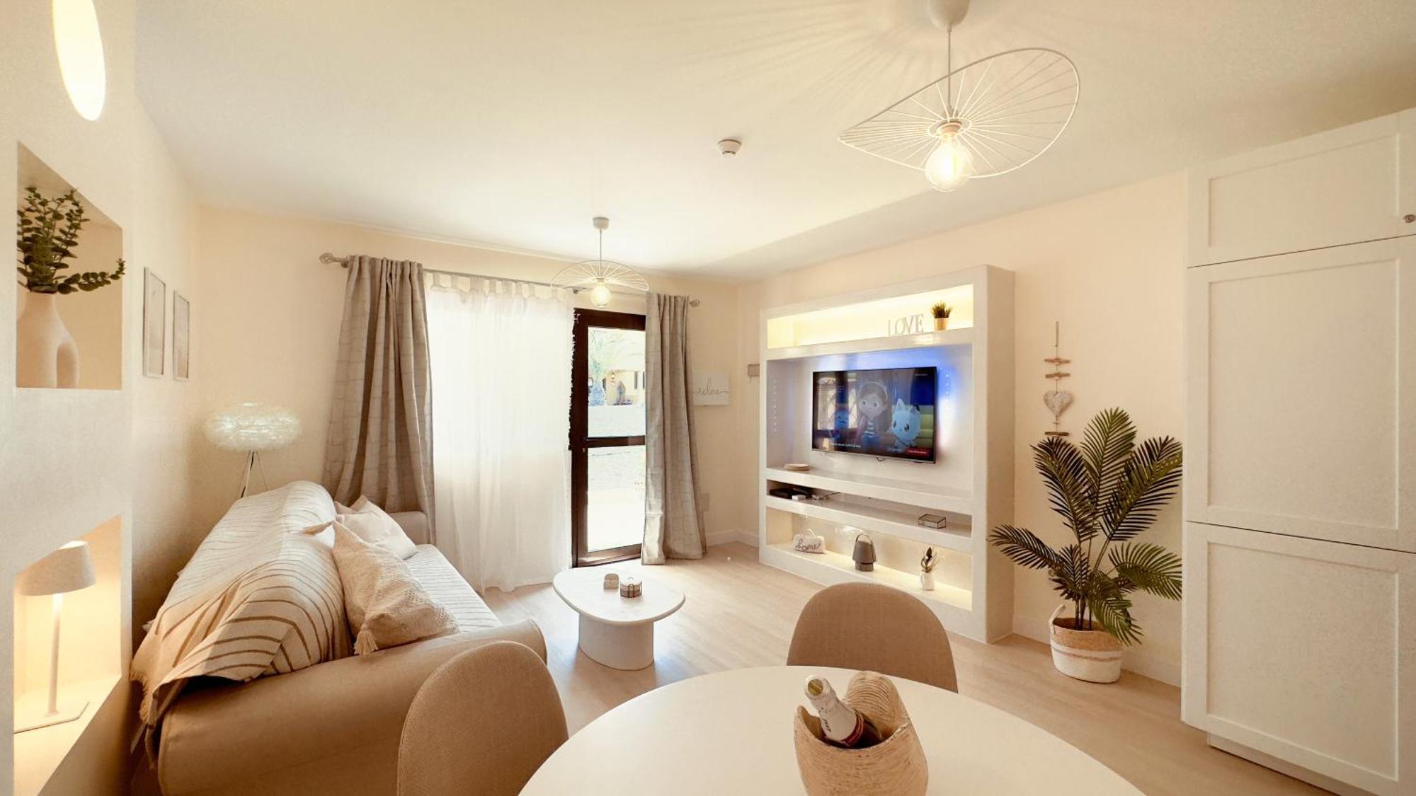 Holiday home Golden Dream, Swimming Pool And Parking *