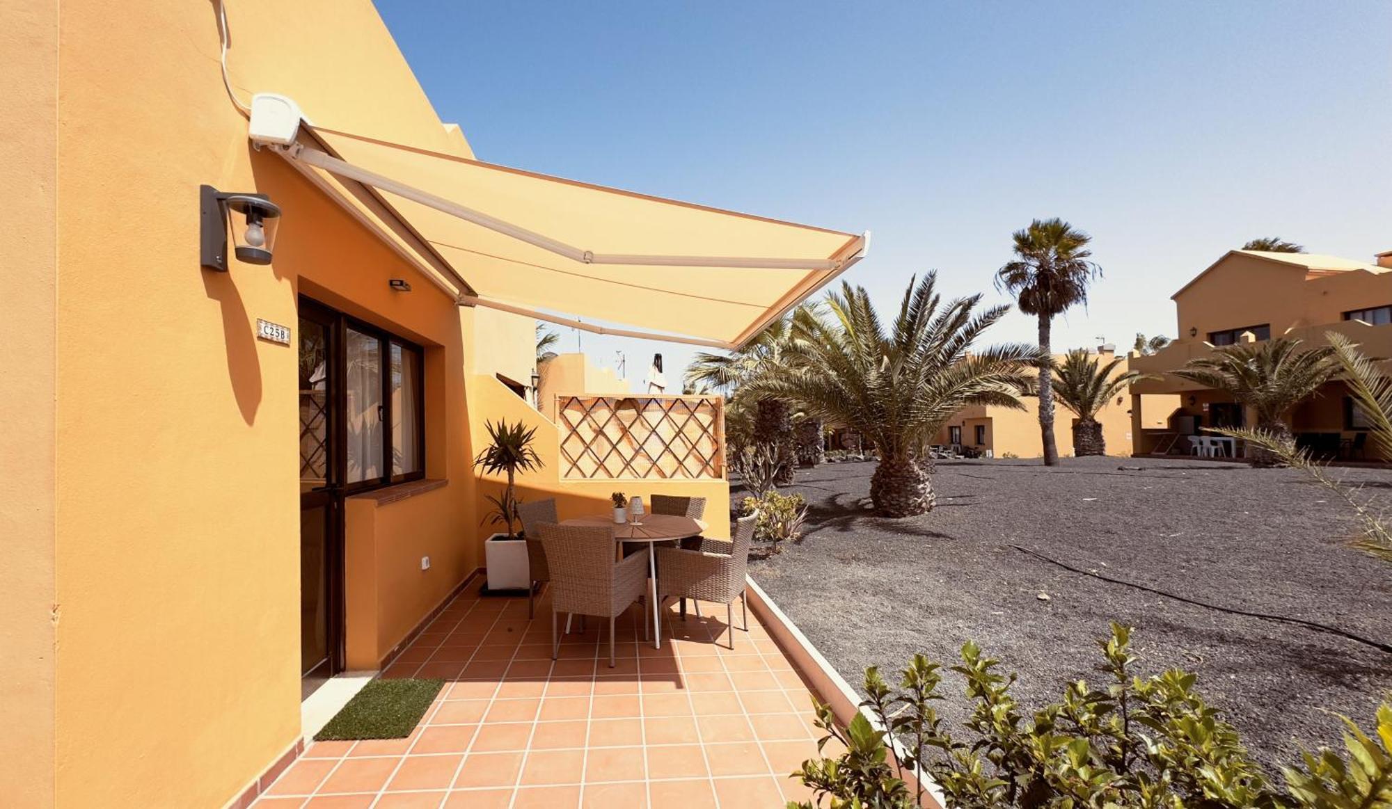 Golden Dream, Swimming Pool And Parking *