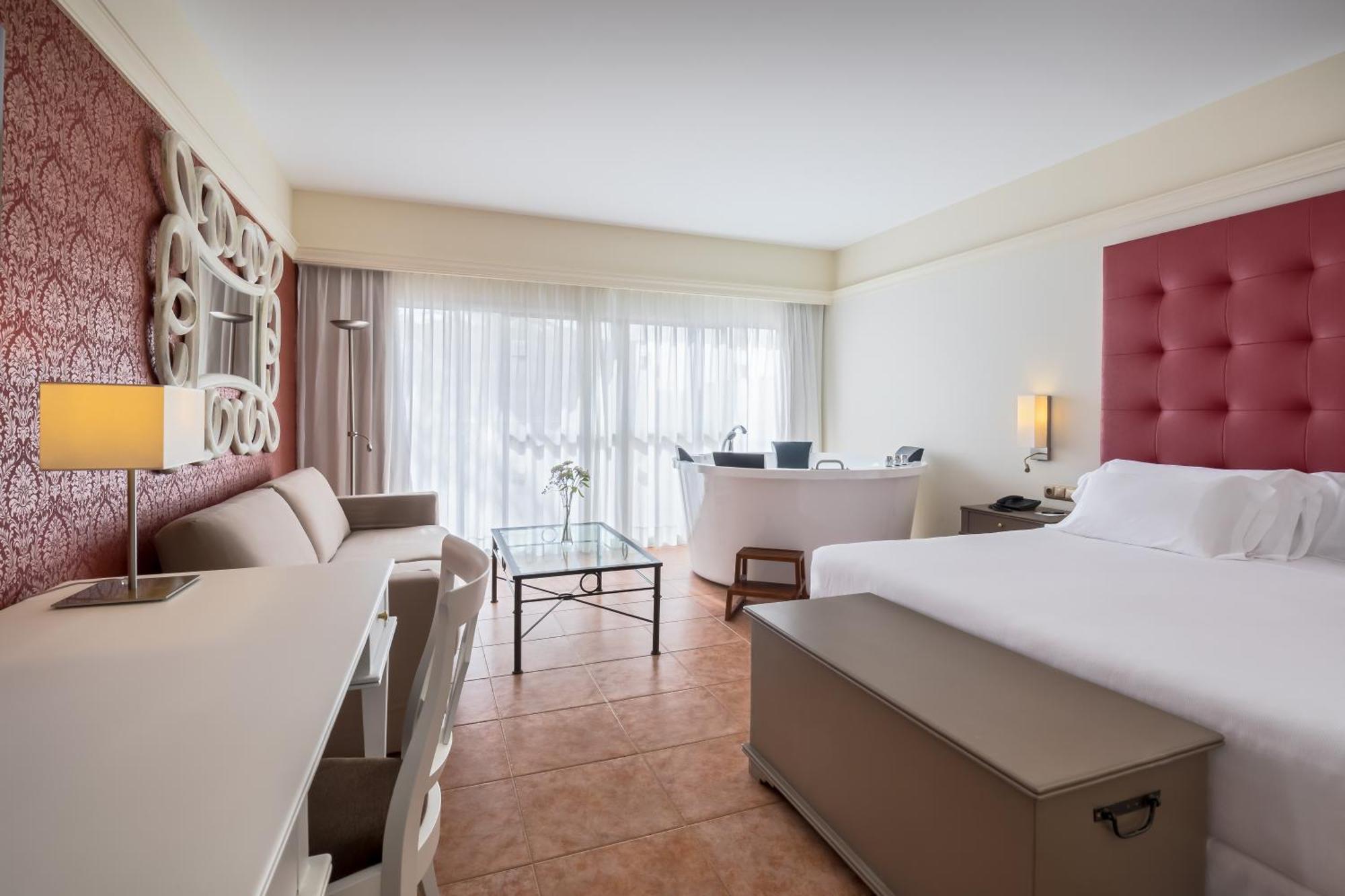Barcelo Bay - Adults Only Hotel