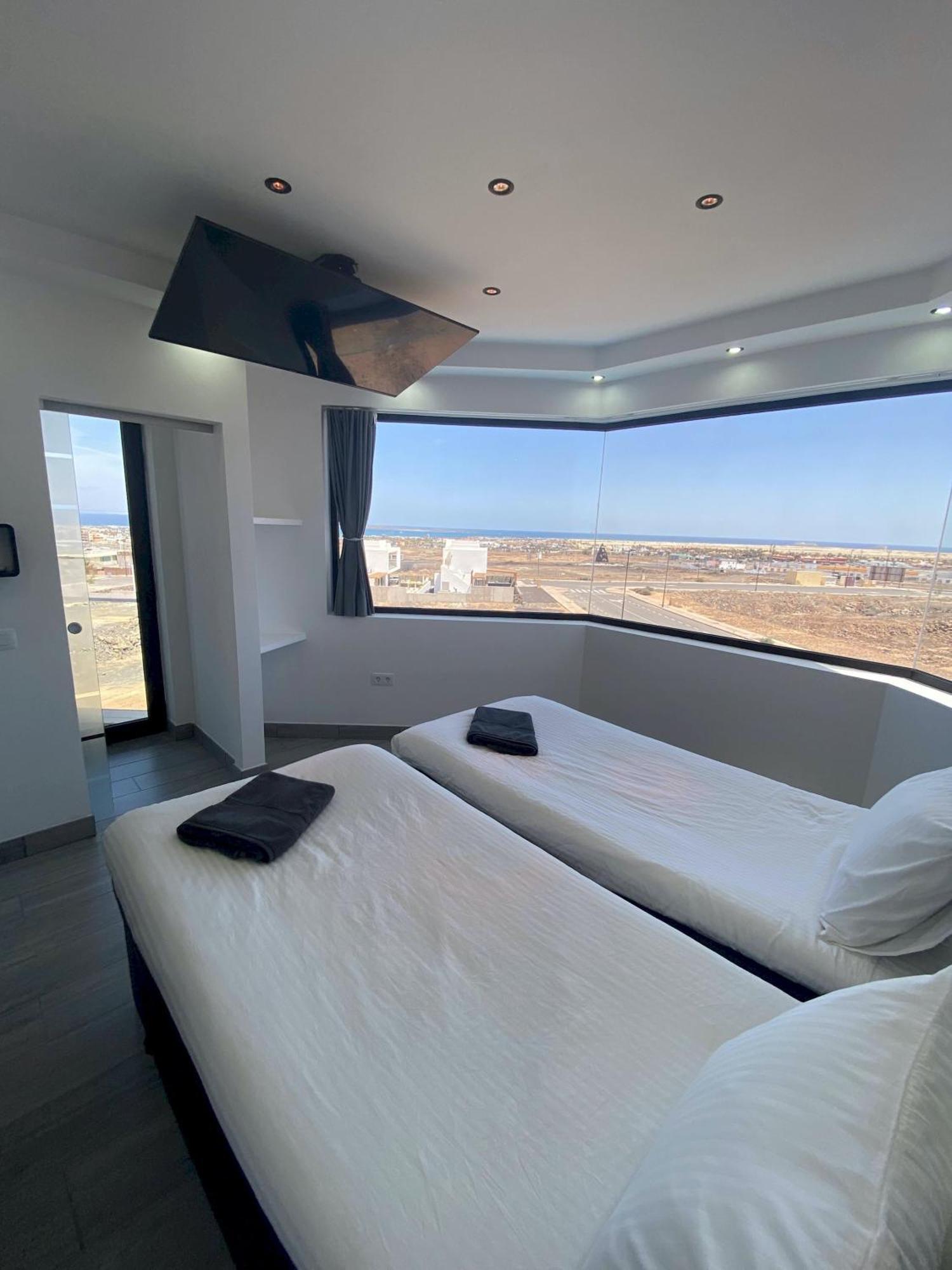 Villa Poseidon With Private Heated Pool, Sauna And Stunning Volcano Views By Amazzzing Travel