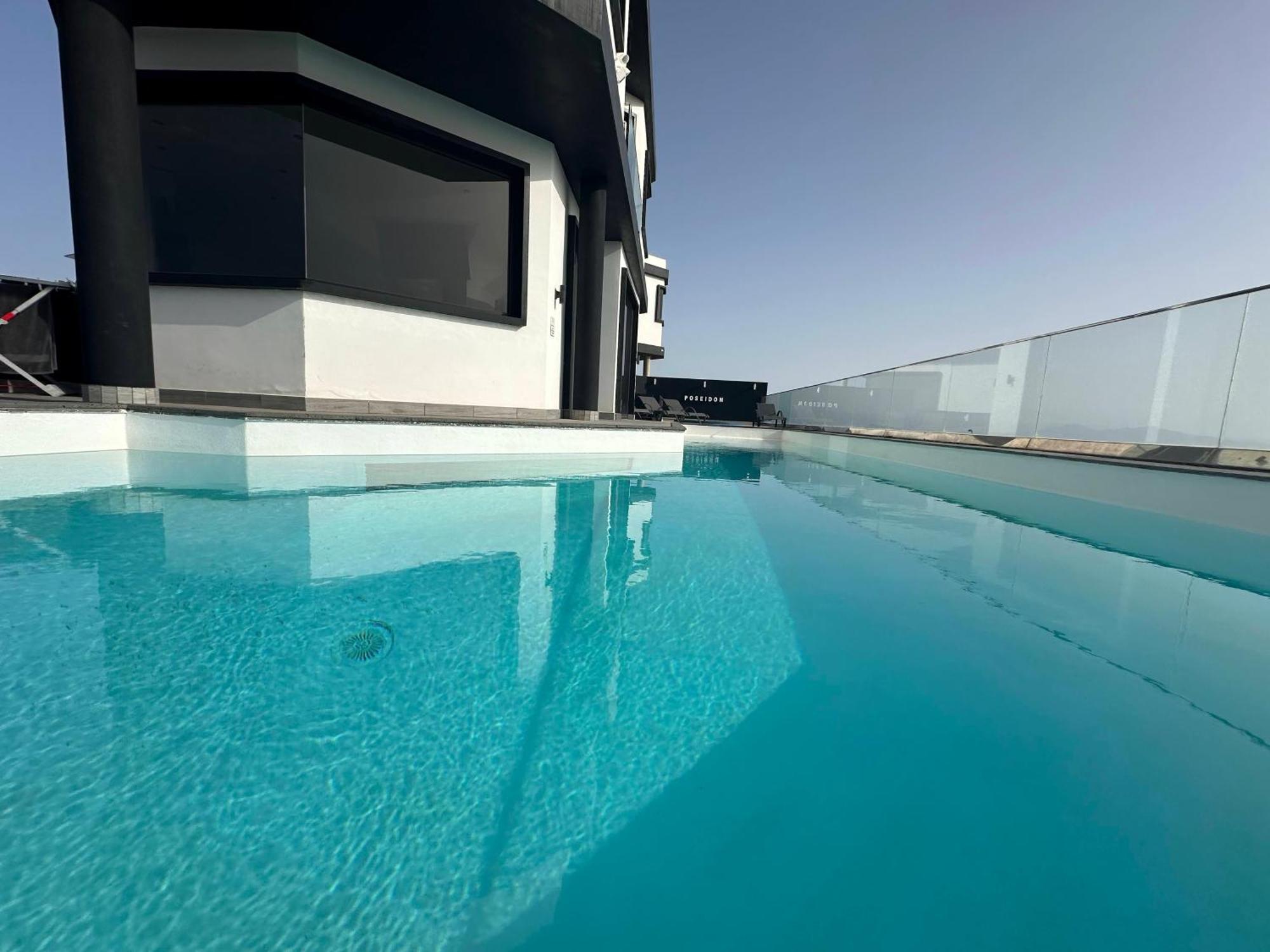 Poseidon With Private Heated Pool, Sauna And Stunning Volcano Views By Amazzzing Travel Corralejo