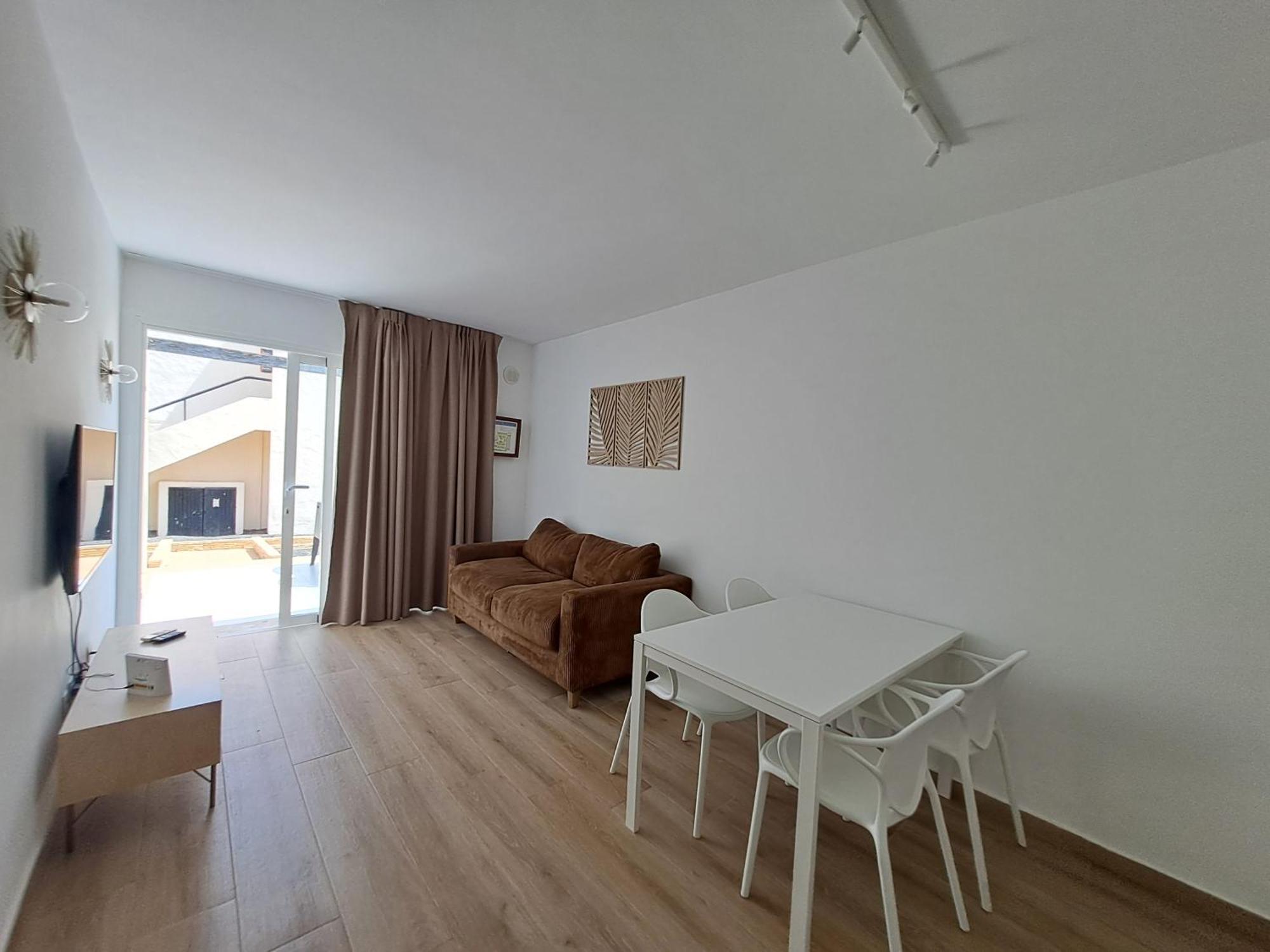 Apartment Homeforguest Alisios 1 Con Piscina En Corralejo