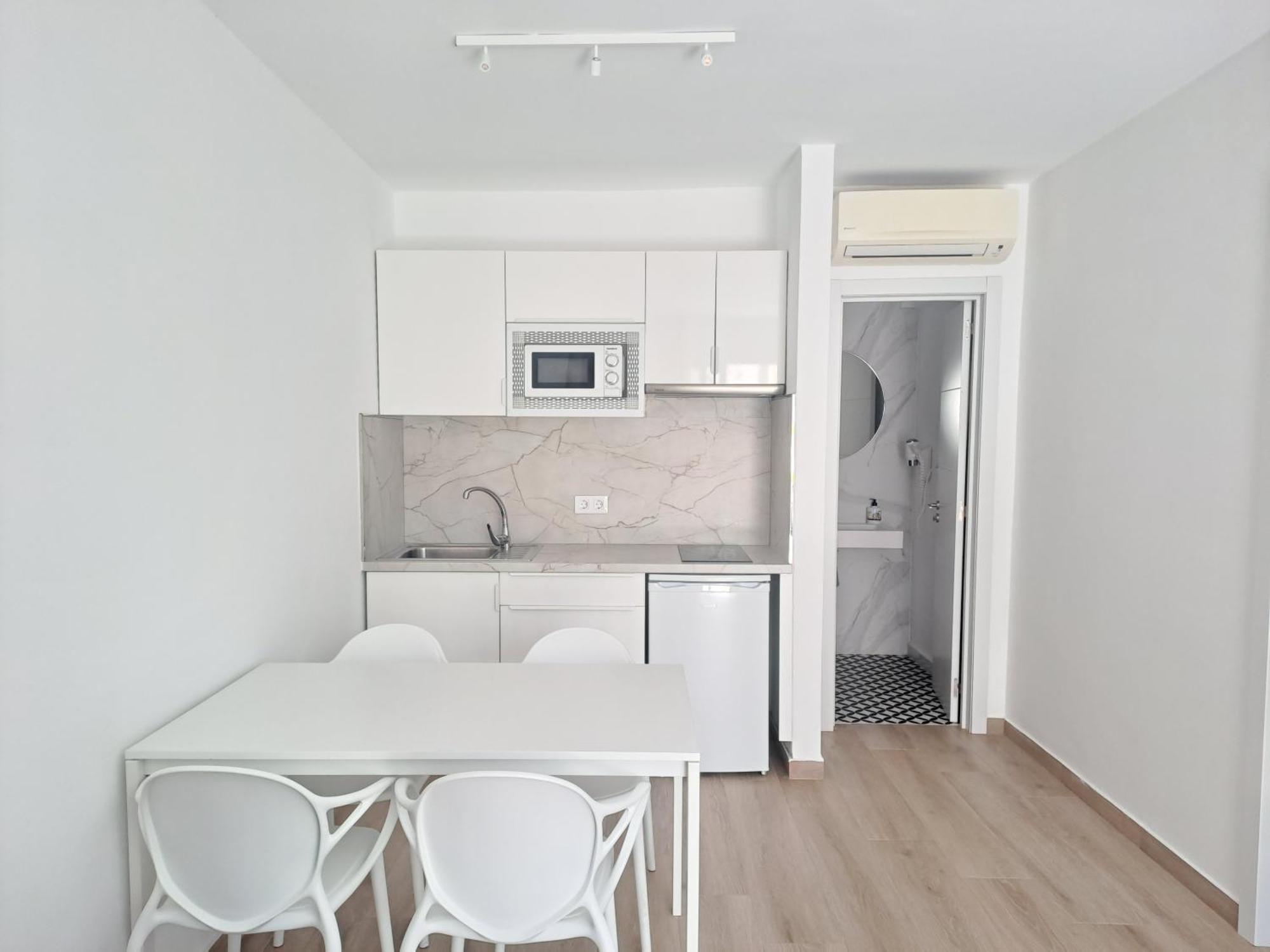 Apartment Homeforguest Alisios 1 Con Piscina En *
