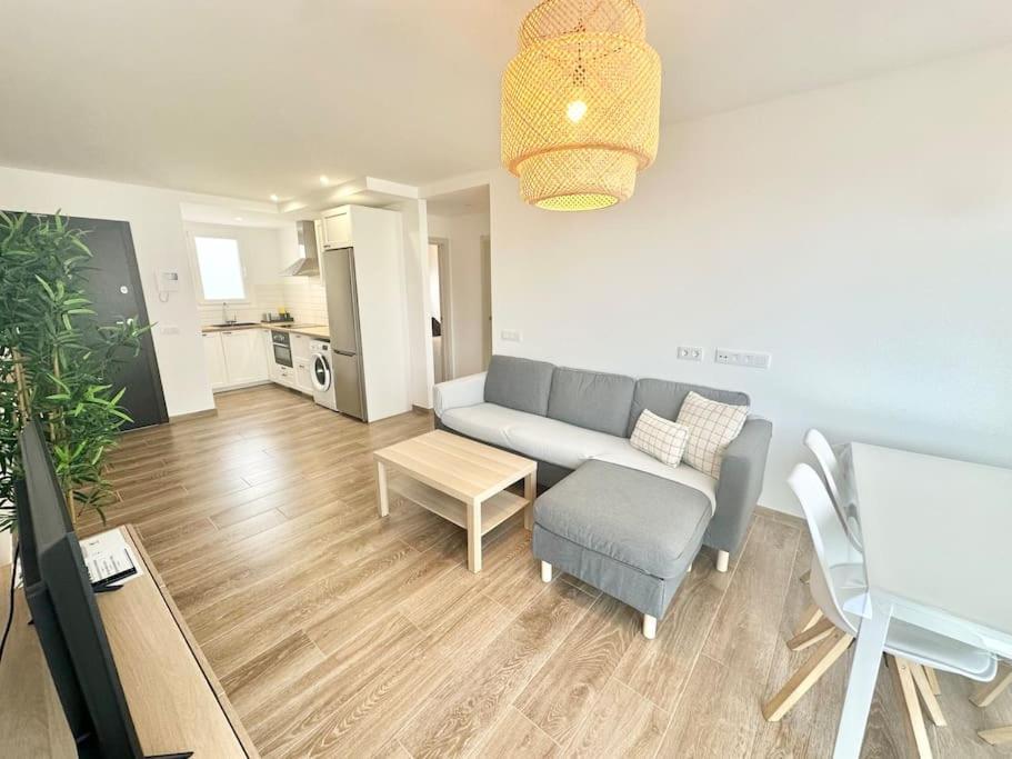 Appartement El Queque Sea View 2 Bedroom 2desks And Balcony