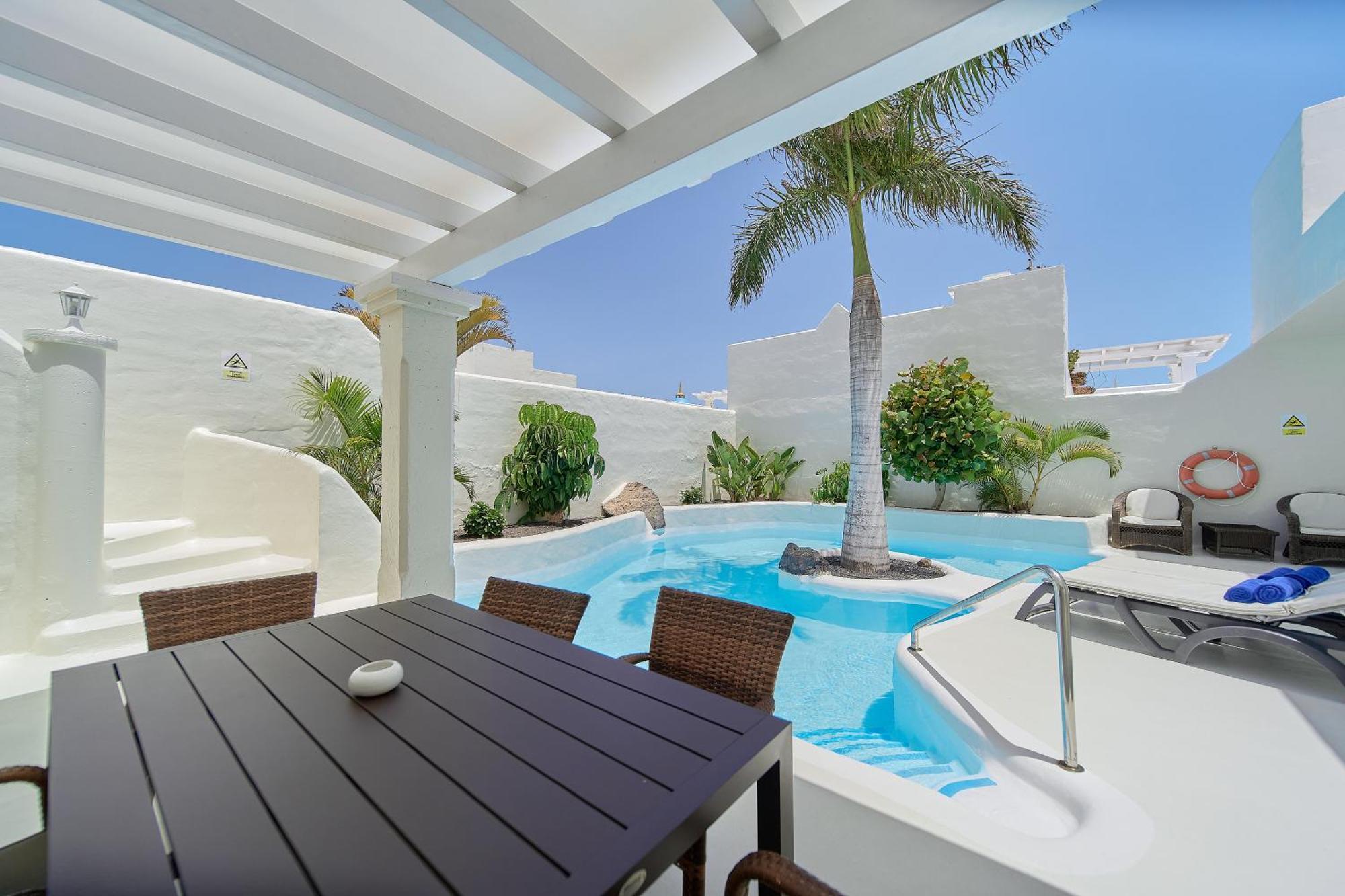 Katis Boutique In Bahiazul 4*