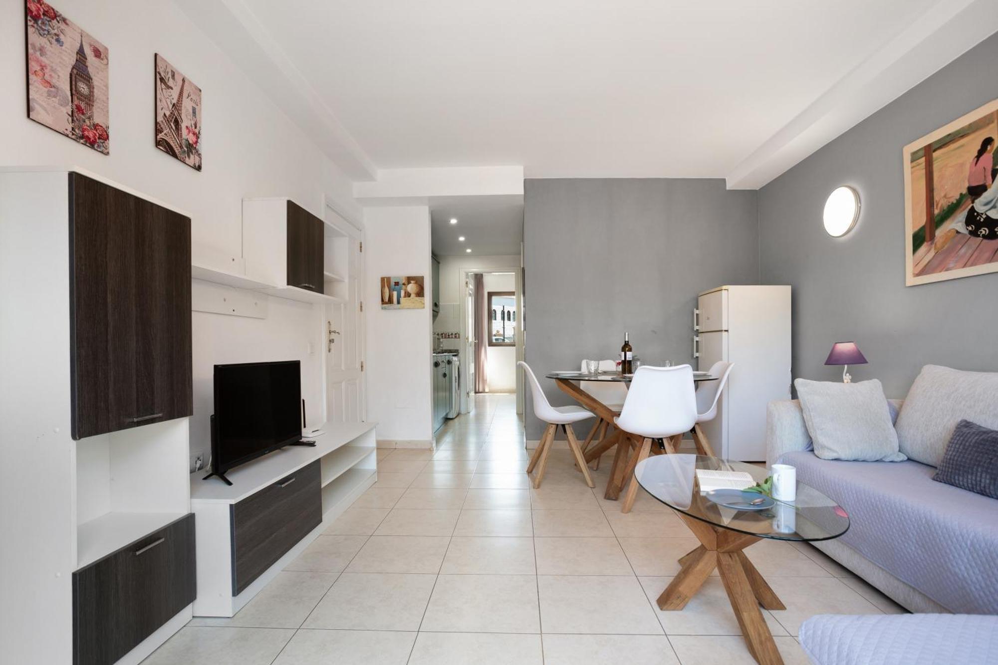 Oasis Royal E204 Holiday home *