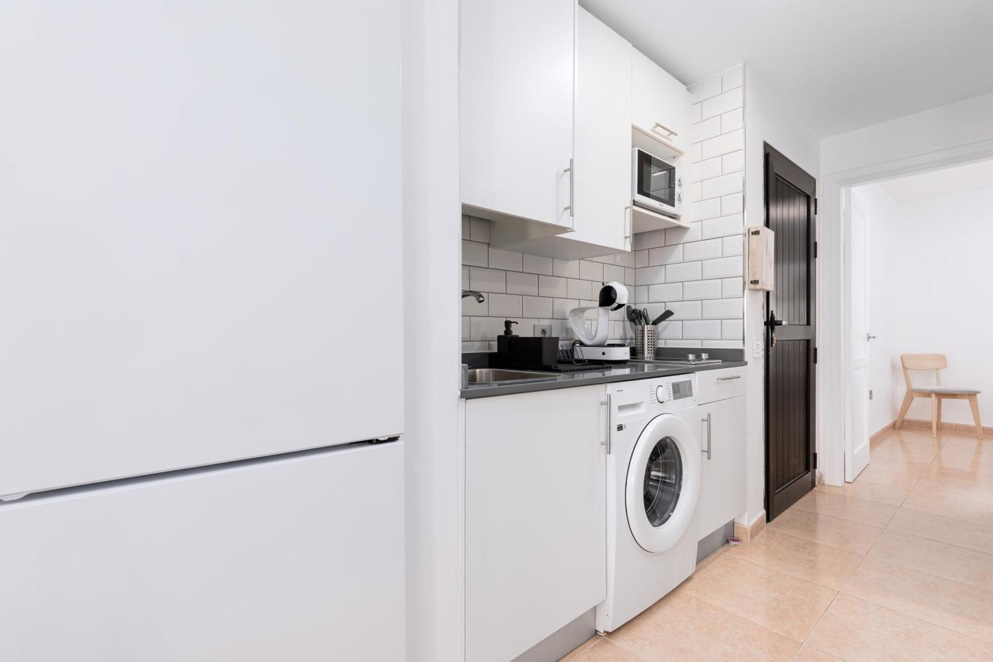Home2book Modern At Oasis Duna,