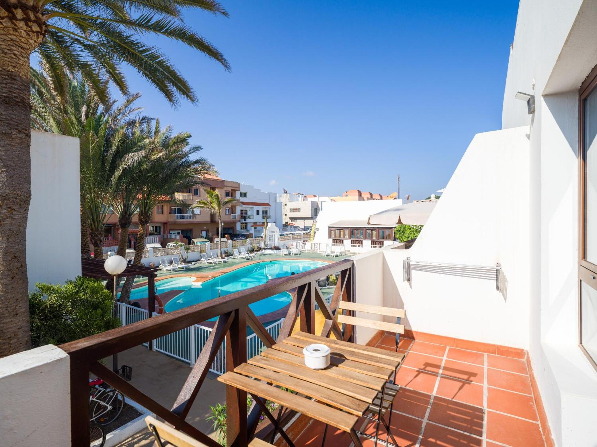 Ineika In Corralejo - Balcony & Poolside *