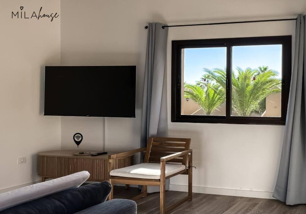 Mila House Apartment *