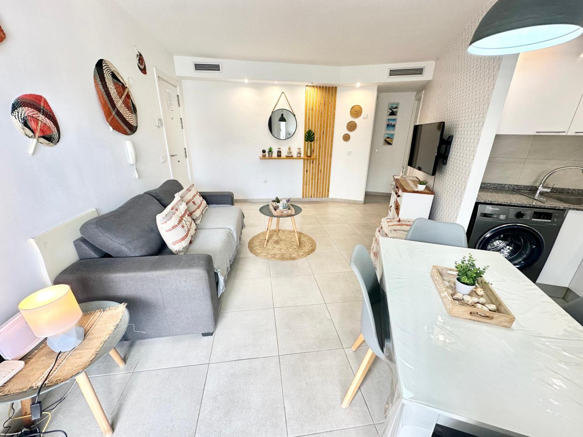 Candy Pop - Pool, 2 Terraces,desk And High Speed Internet Apartment *