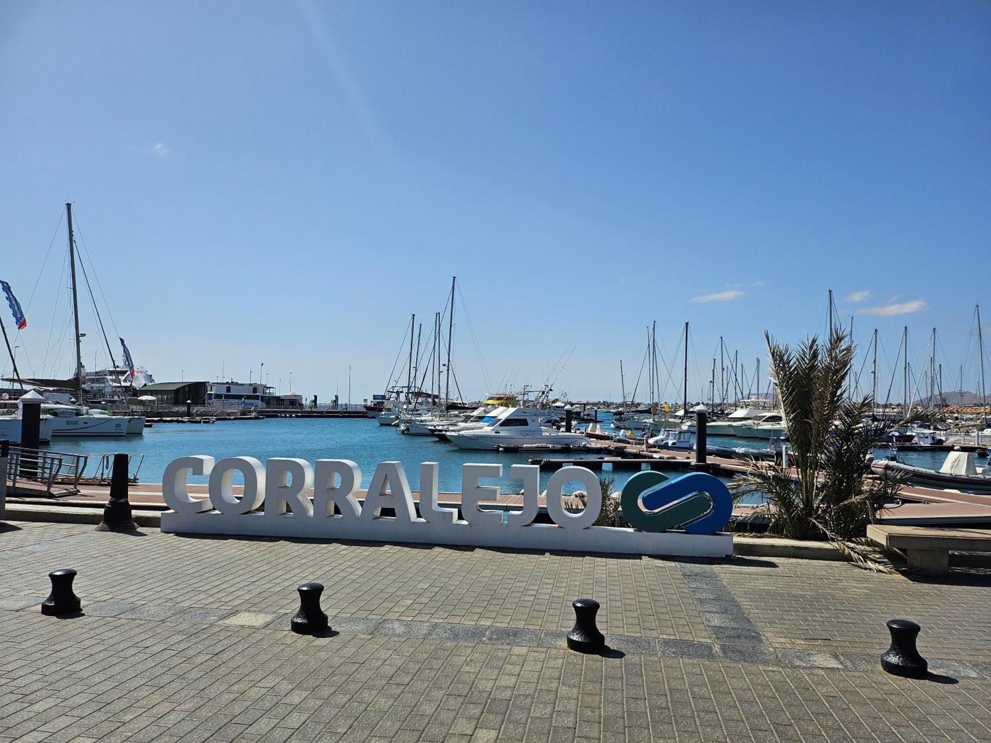 Coliving By Amazzzing Travel * Corralejo