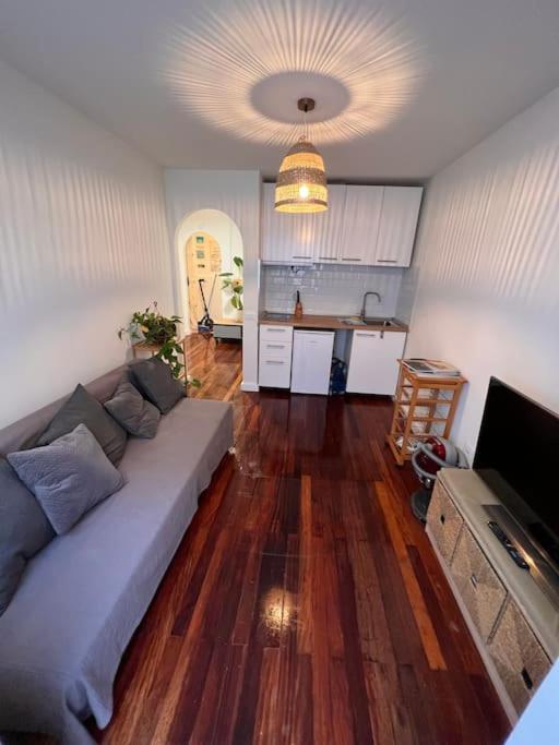 Apartment 2 Bedroom Flat Close To The Sea