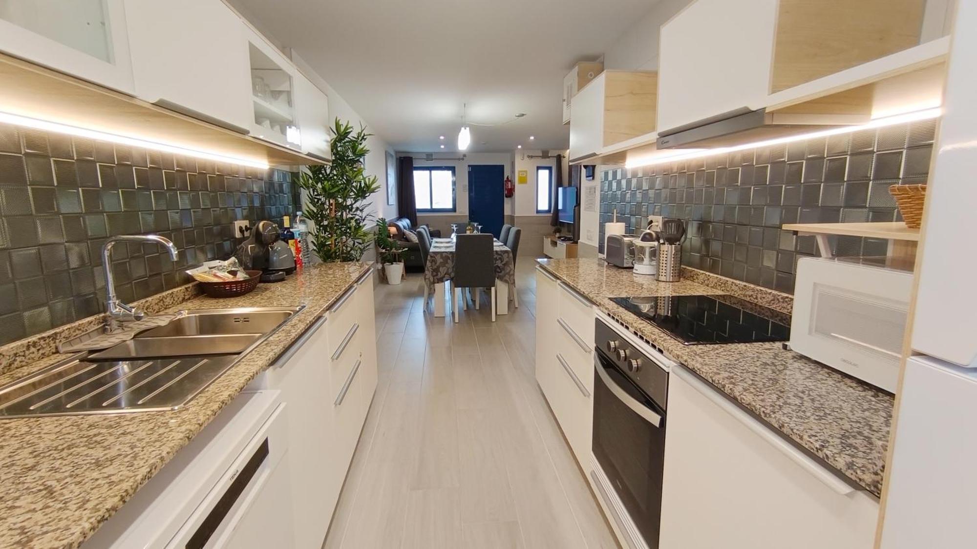Holiday City Apartment *