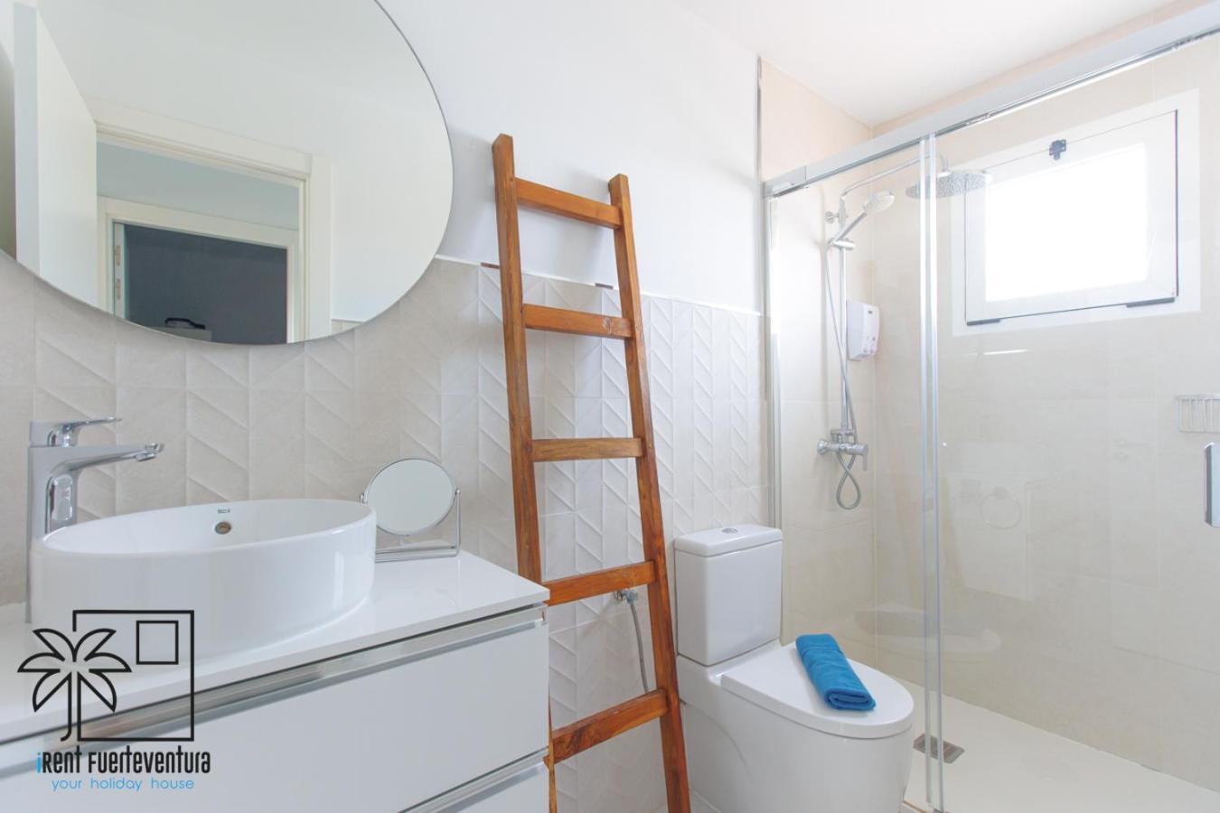 Hola Bent Pool And Terrace Irent Fuerteventura Apartment Corralejo