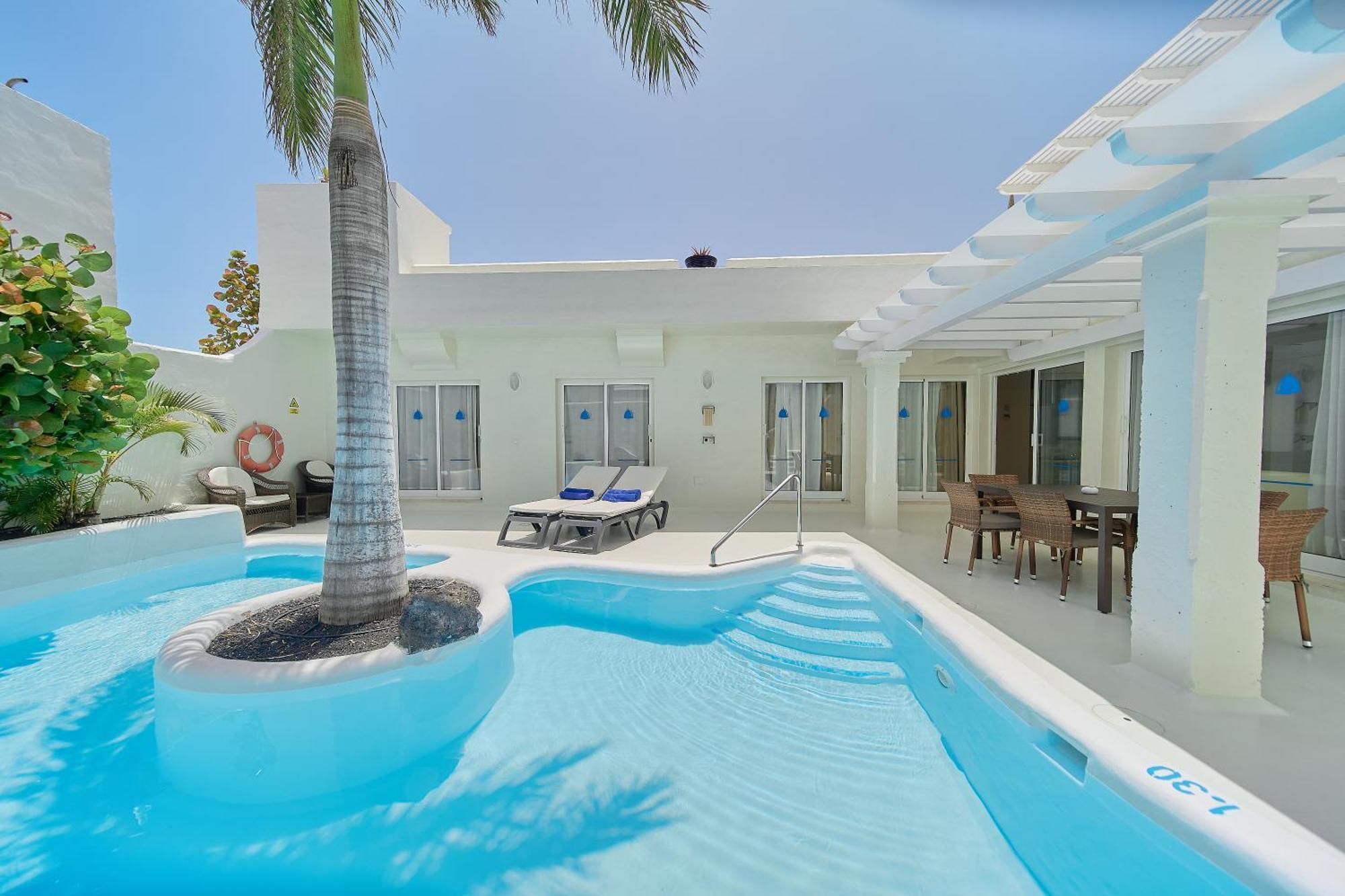 Katis Boutique In Bahiazul 4*