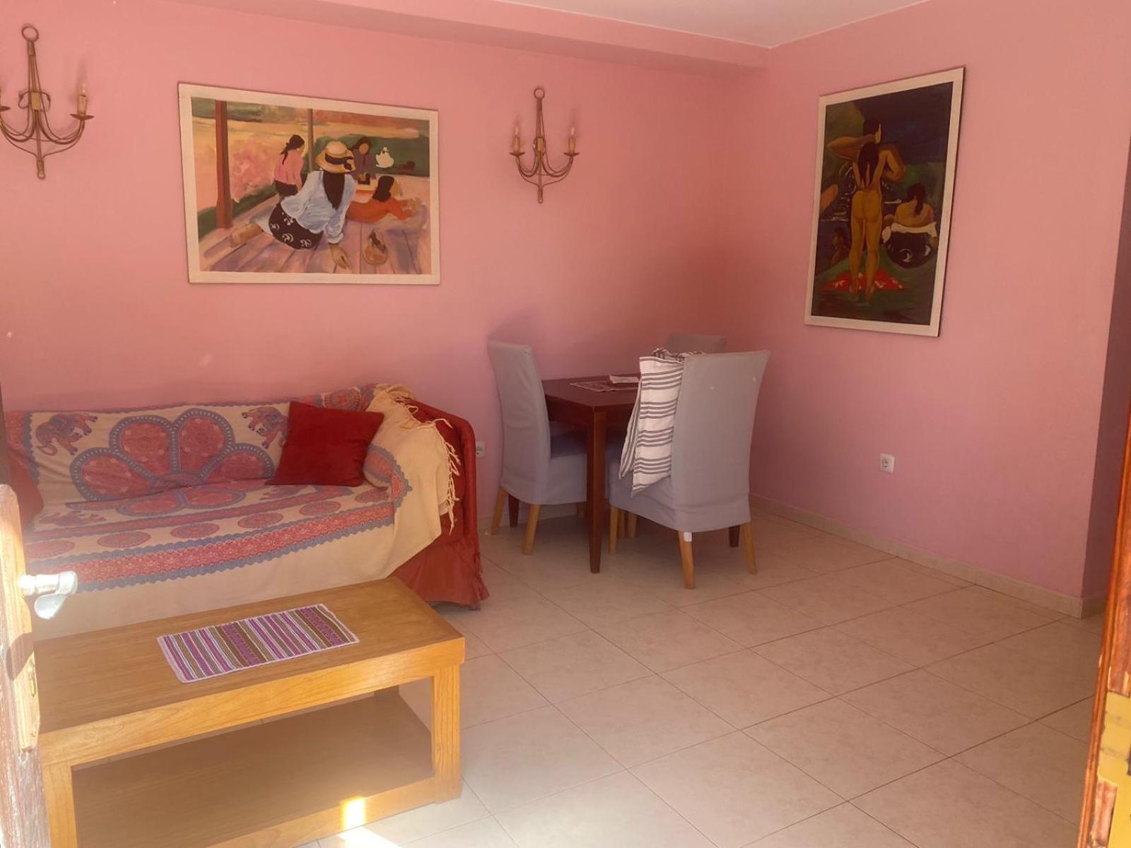 Small&sunny Wifi Premium Apartment