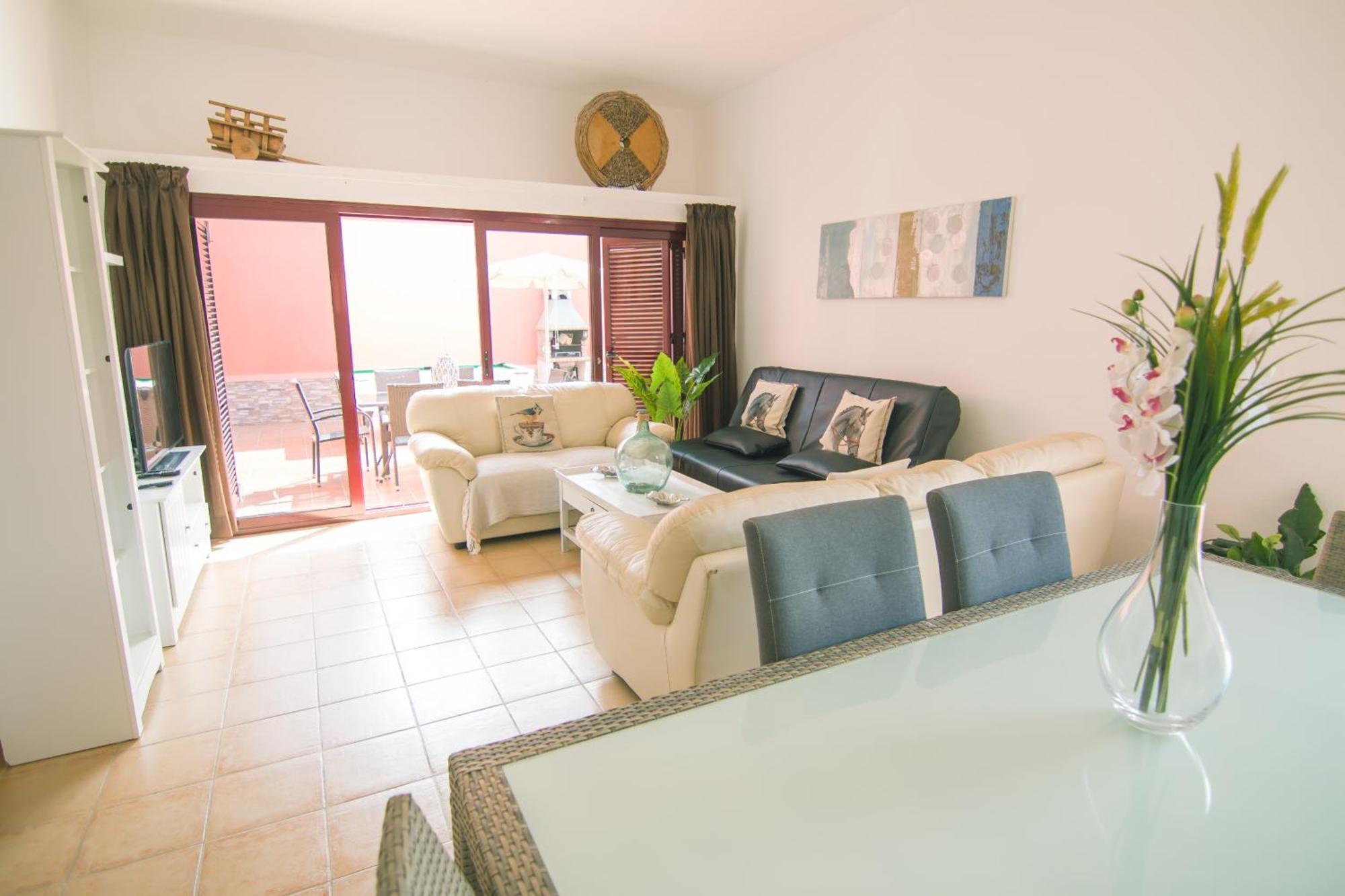 Villa Anju De Tres Con Piscina *