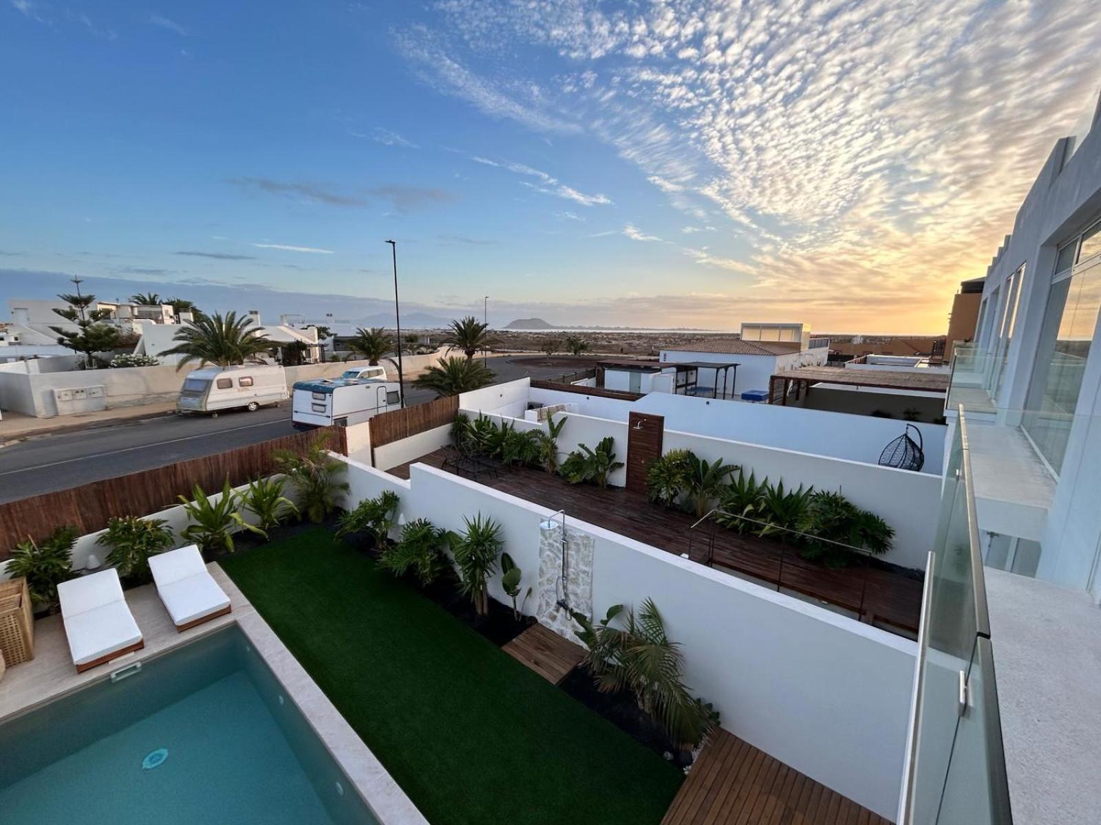 Villa Casa Damar With Sea View & Heated Pool