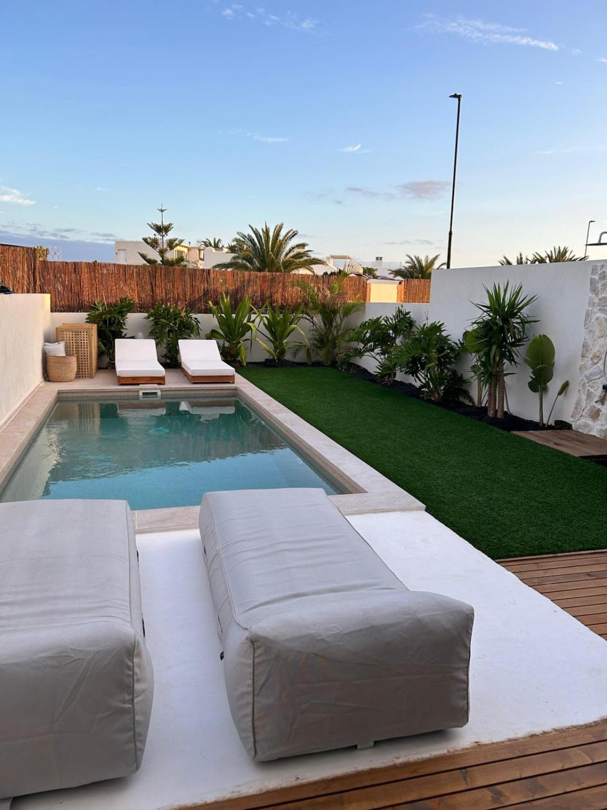 Villa Casa Damar With Sea View & Heated Pool *