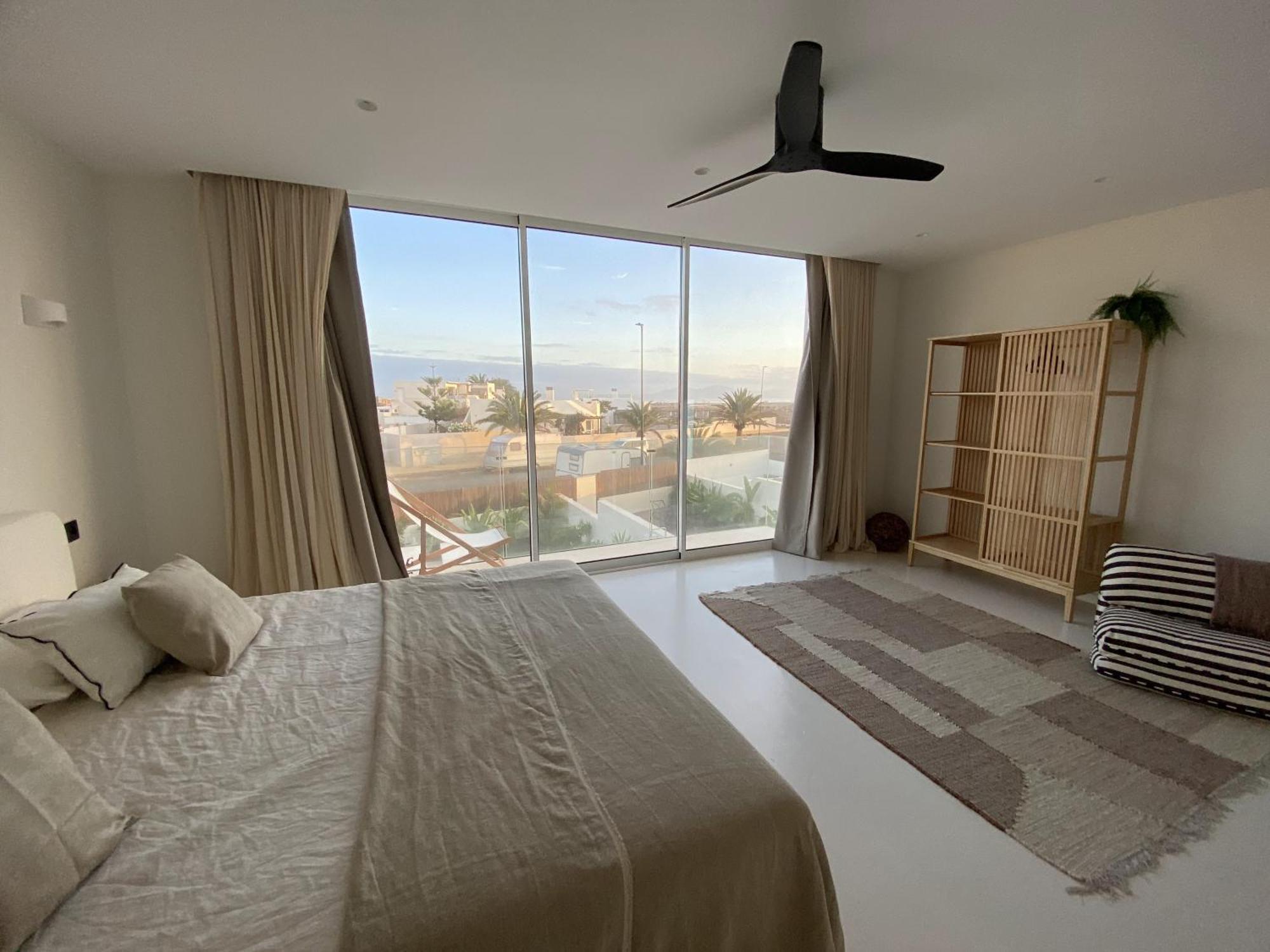 Casa Damar With Sea View & Heated Pool