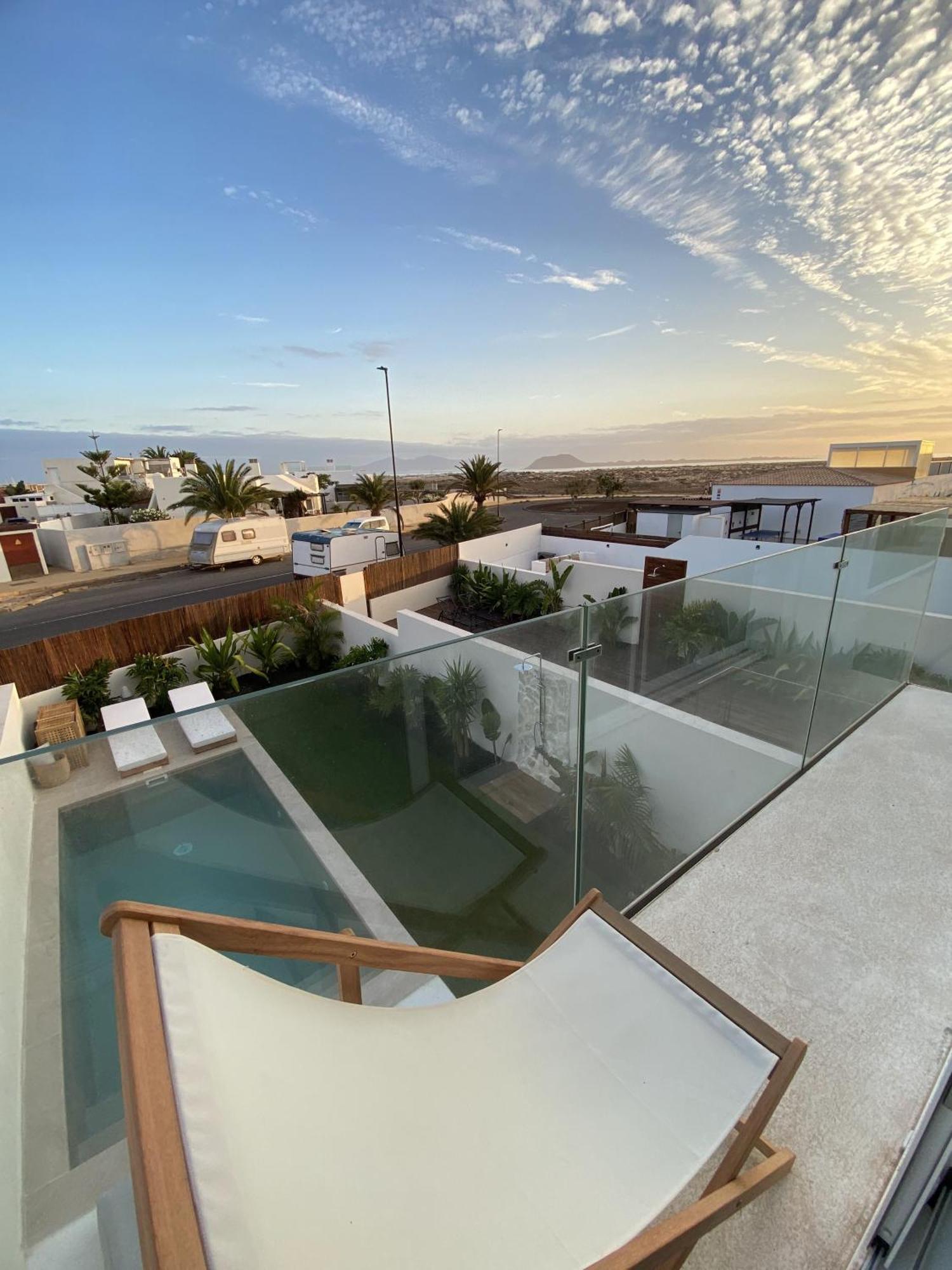Casa Damar With Sea View & Heated Pool Corralejo