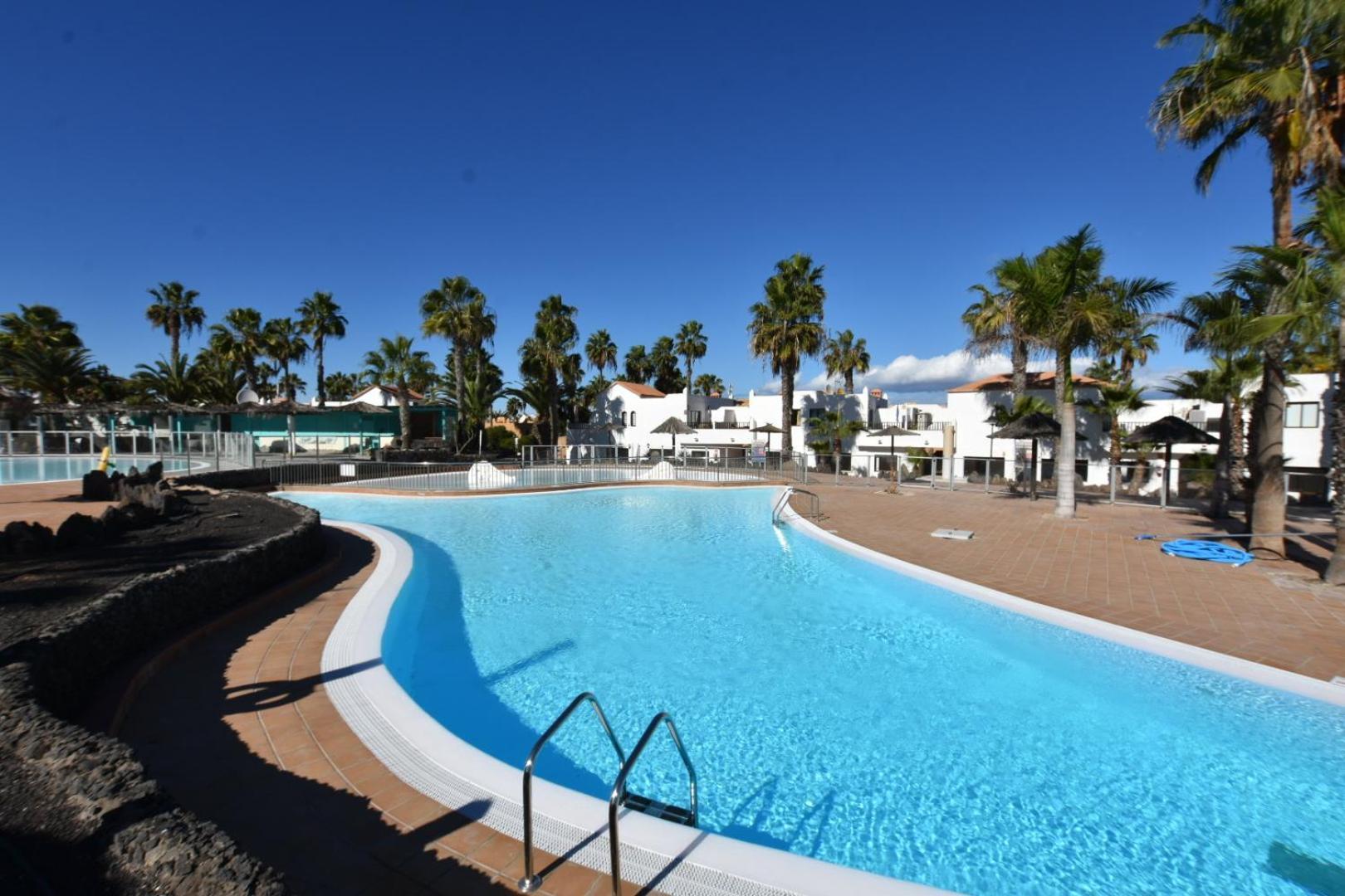 Book Jet - Oasis Dunas Relax & Maxi Pool *