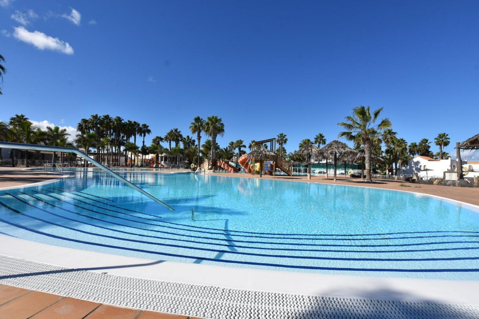Book Jet - Oasis Dunas Relax & Maxi Pool Apartment Corralejo