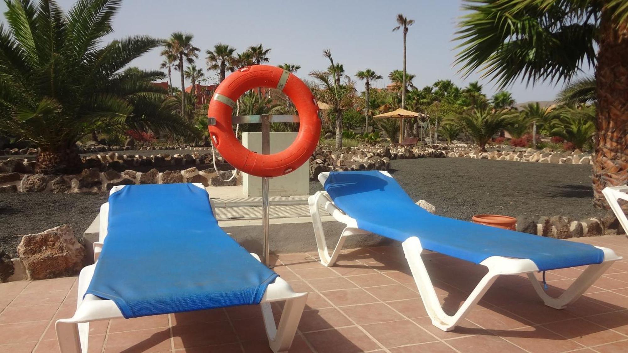With 3 Swimming Pools Wifi Apartment Corralejo