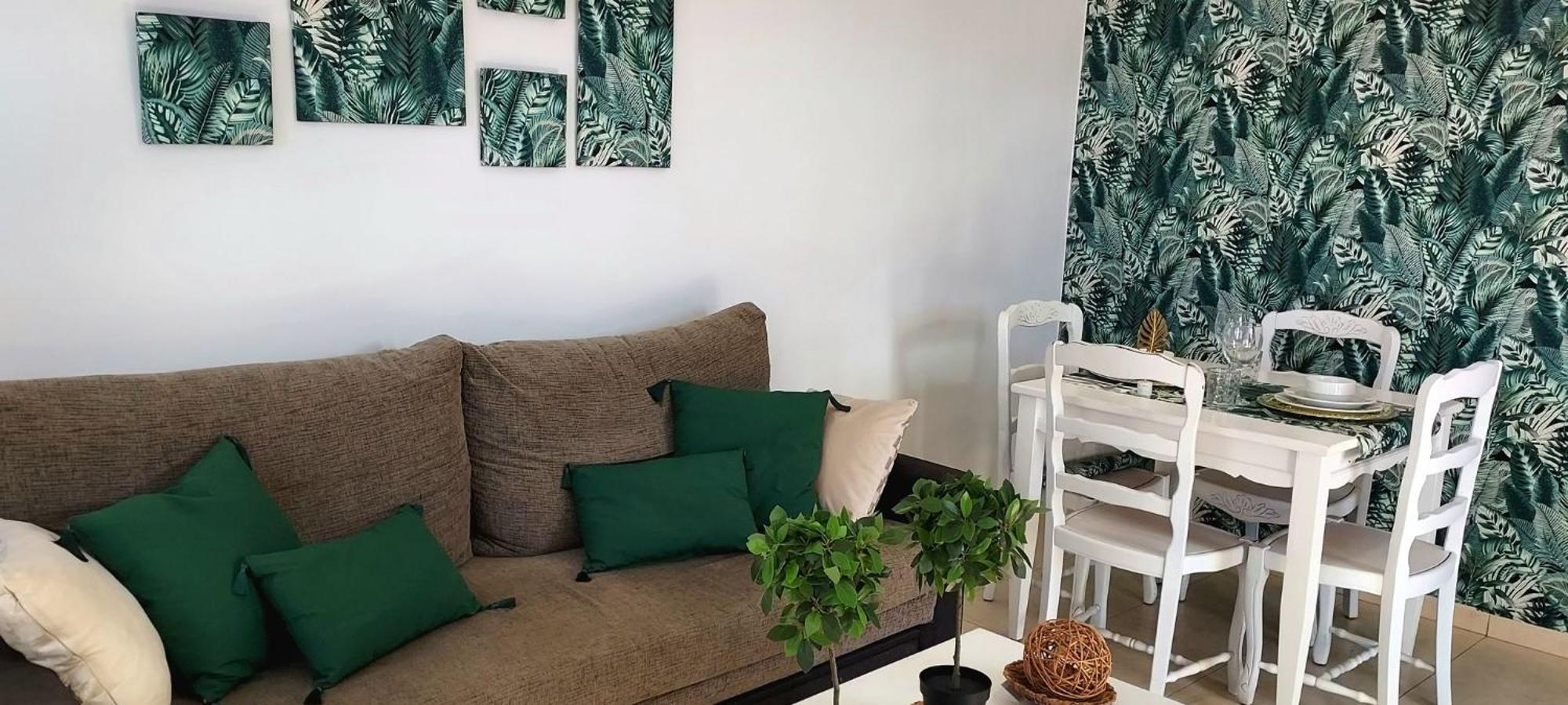 With 3 Swimming Pools Wifi Apartment