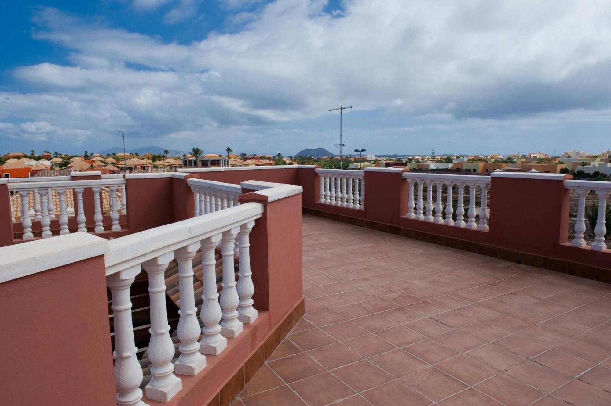 Luxury Rodrigo Villa *