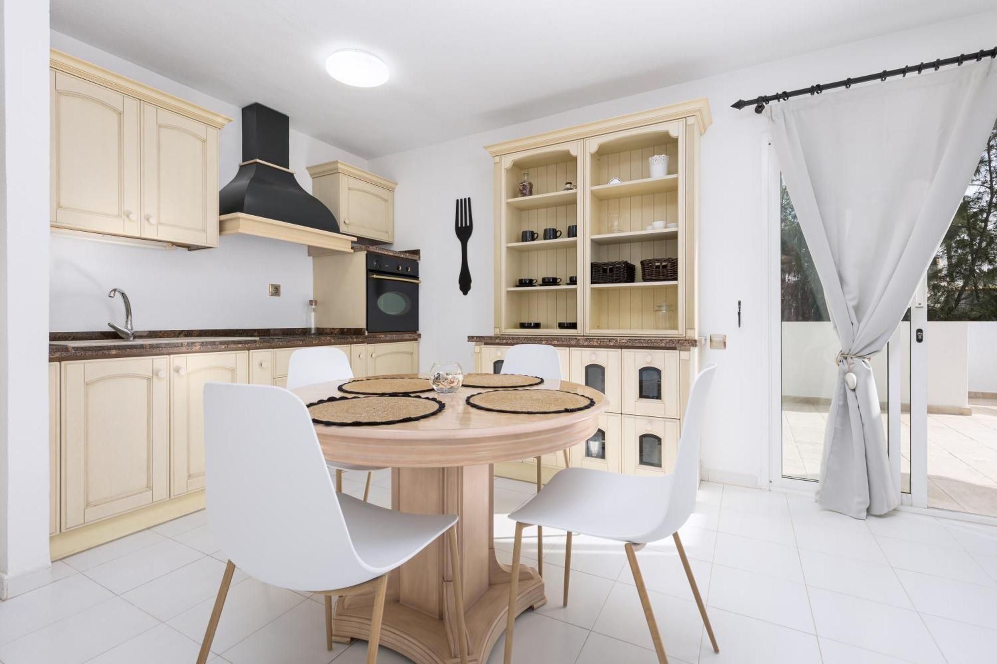 Home2book Stylish Coastal Apartment, Apartment *