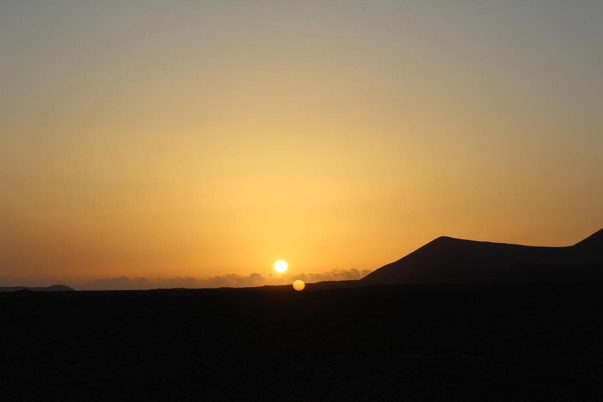 Casa Armonia Frente Volcanes * Corralejo
