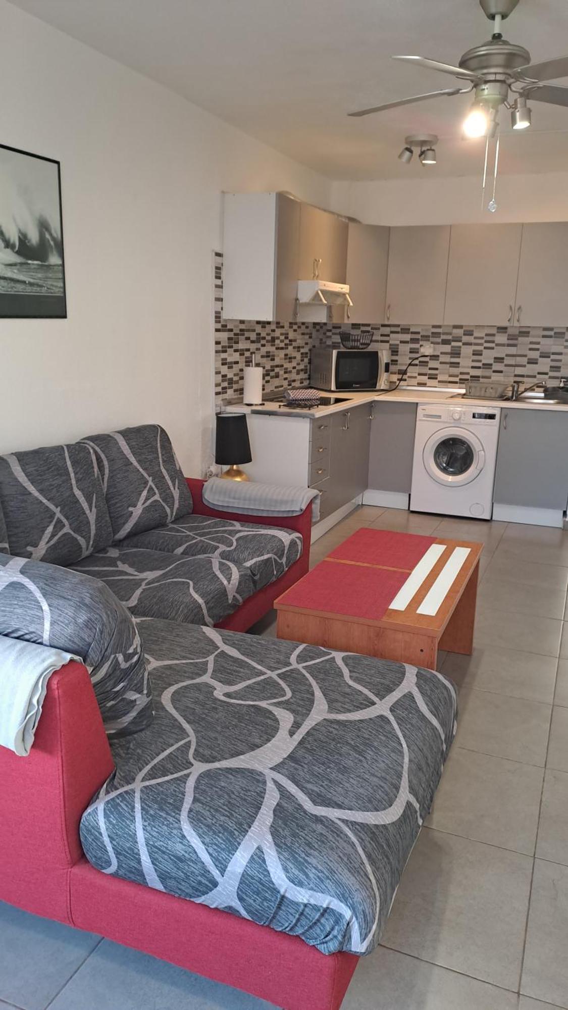 Aloha Apartment *