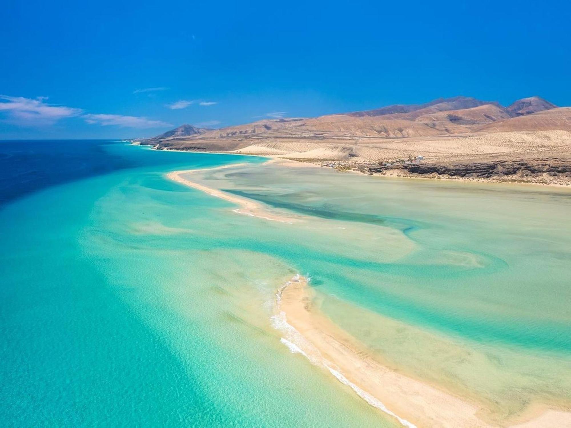 Inviting In - La Oliva Near The Corralejo