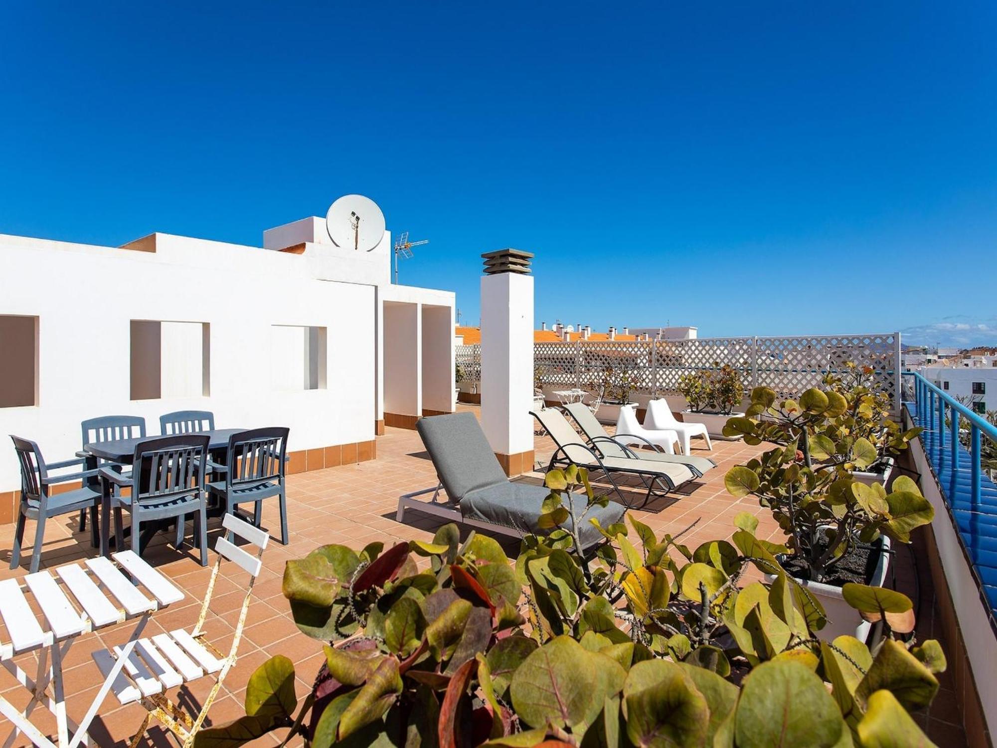 Apartment Inviting In - La Oliva Near The