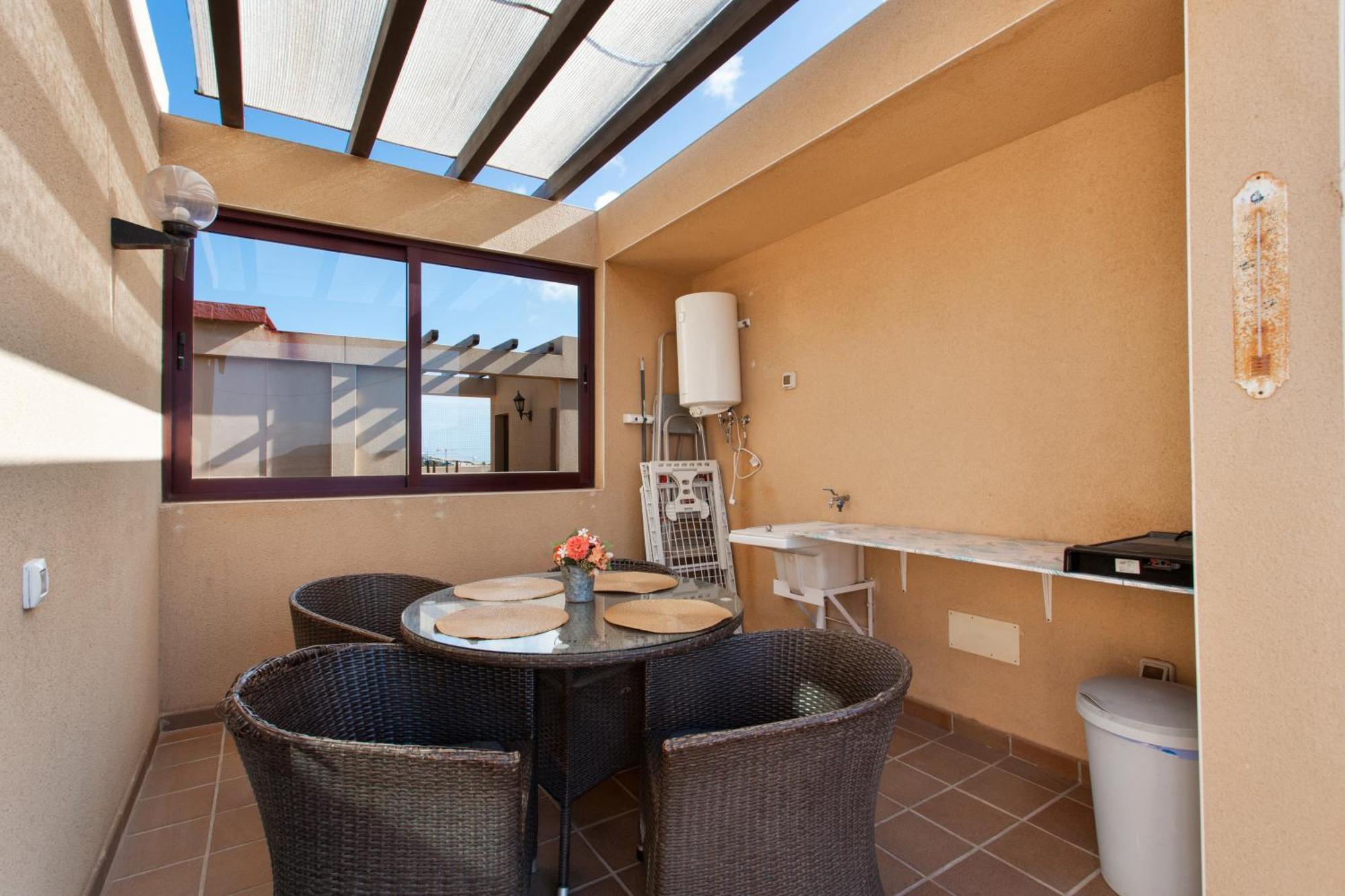 Sunset Apartment *
