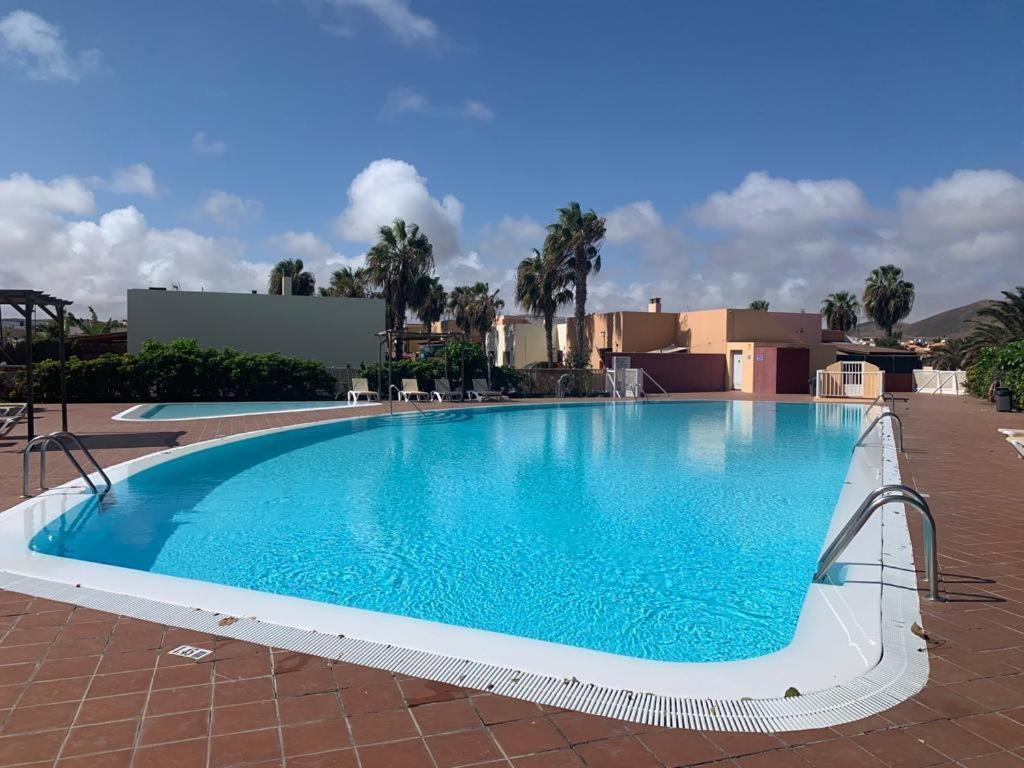 Bed & Breakfast Bedroom With Shared Bathroom And Swimming Pool