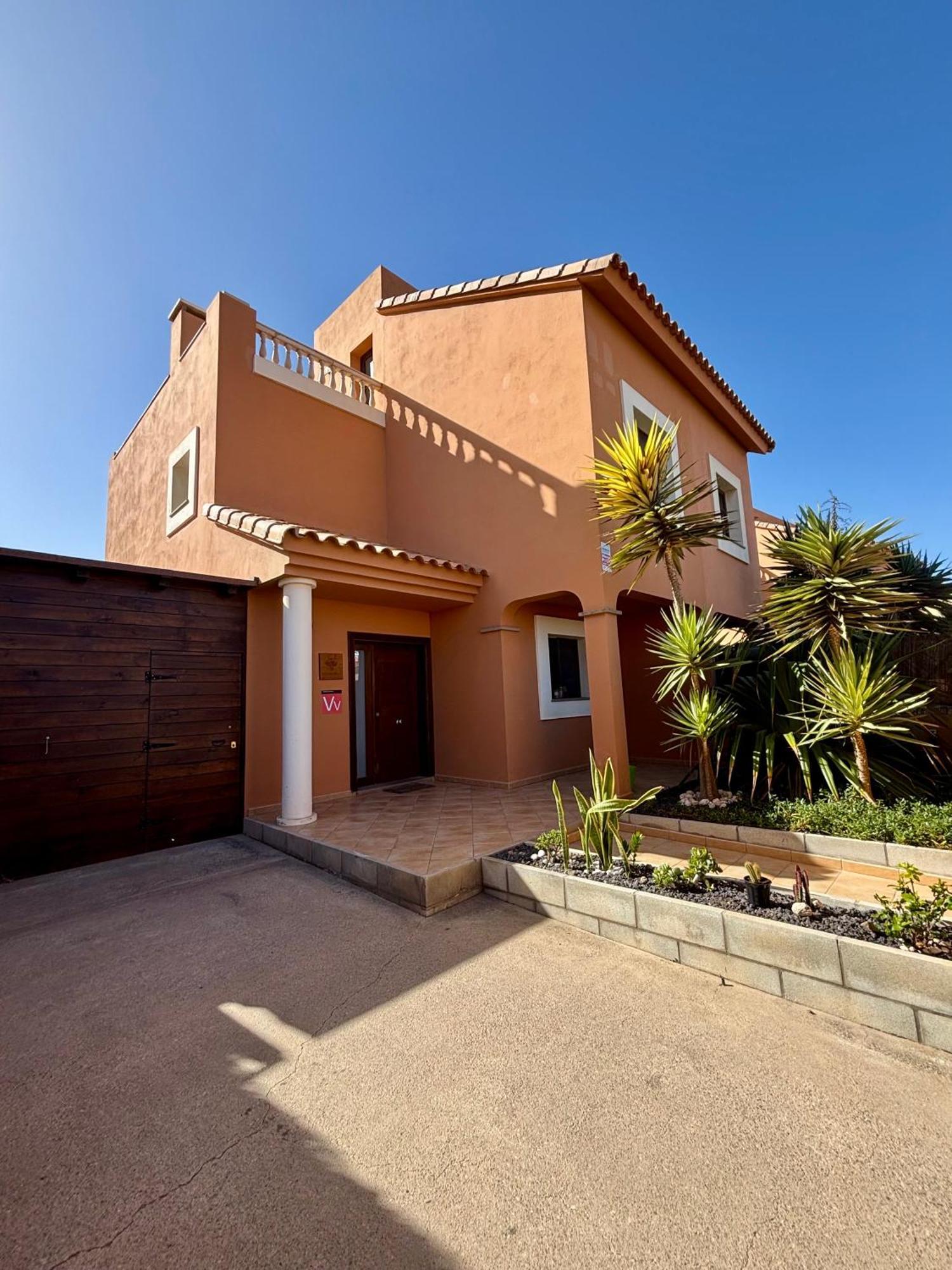 Villa Tarabilla With Private Pool & Ocean Views *