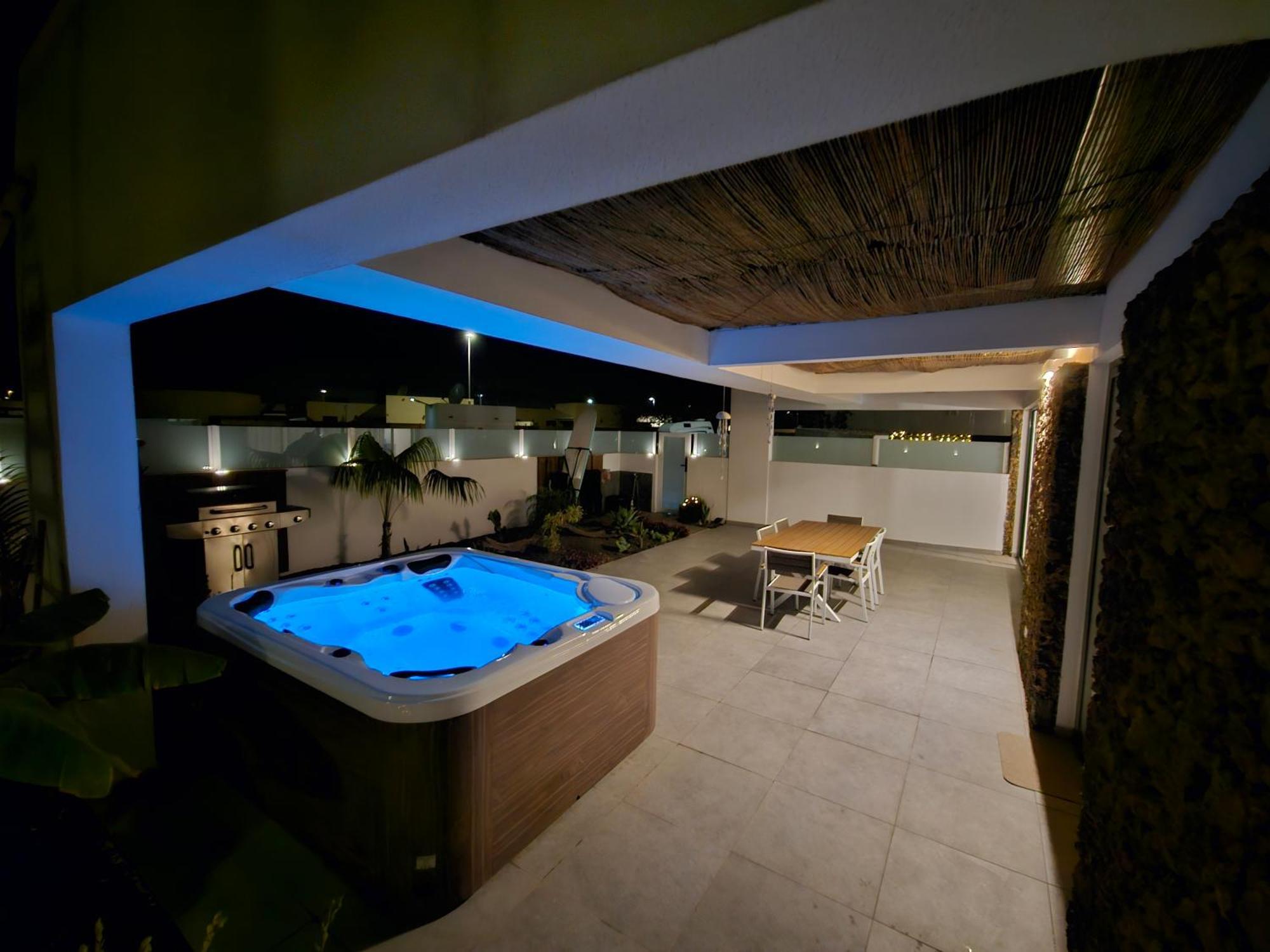 Villa Lokahi *