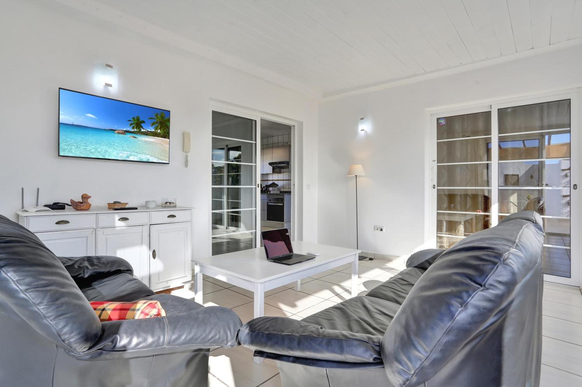 Residencia Lena Apartment *