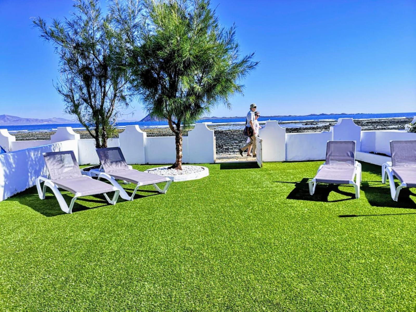 Holiday home Casa Dalia, Frontbeach, Piscina,