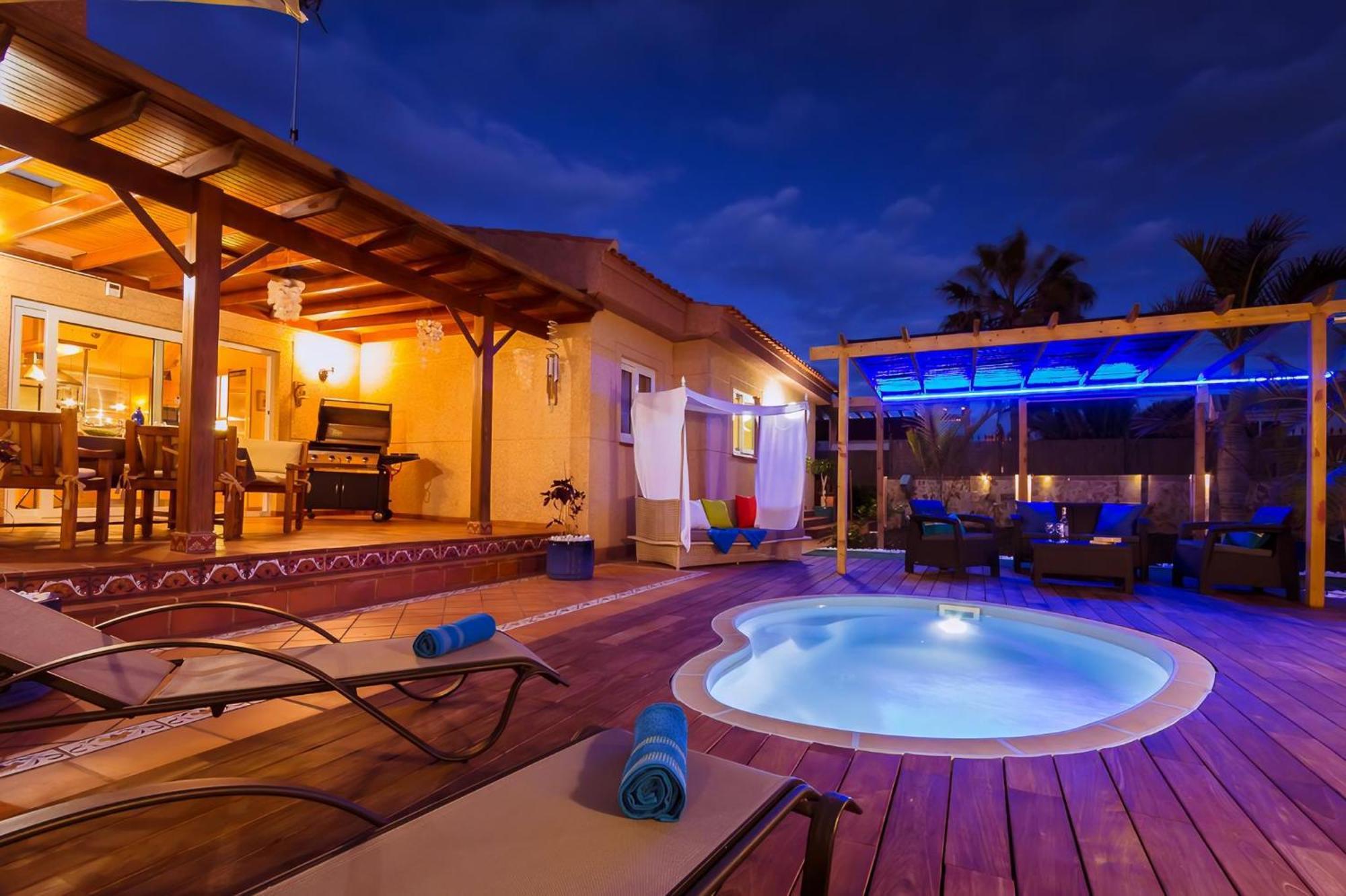 Strandnahes Hibiscus Mit Privatem Pool Holiday home