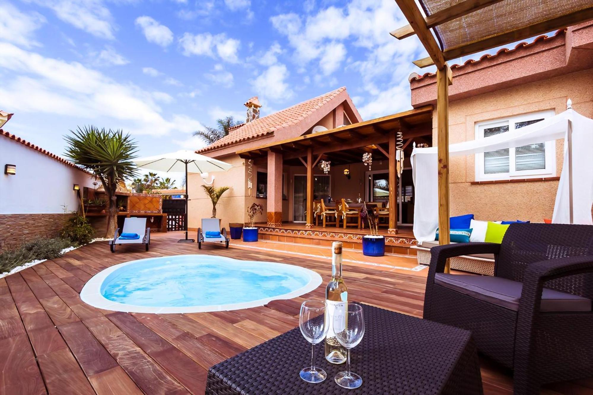 Strandnahes Hibiscus Mit Privatem Pool Holiday home Corralejo