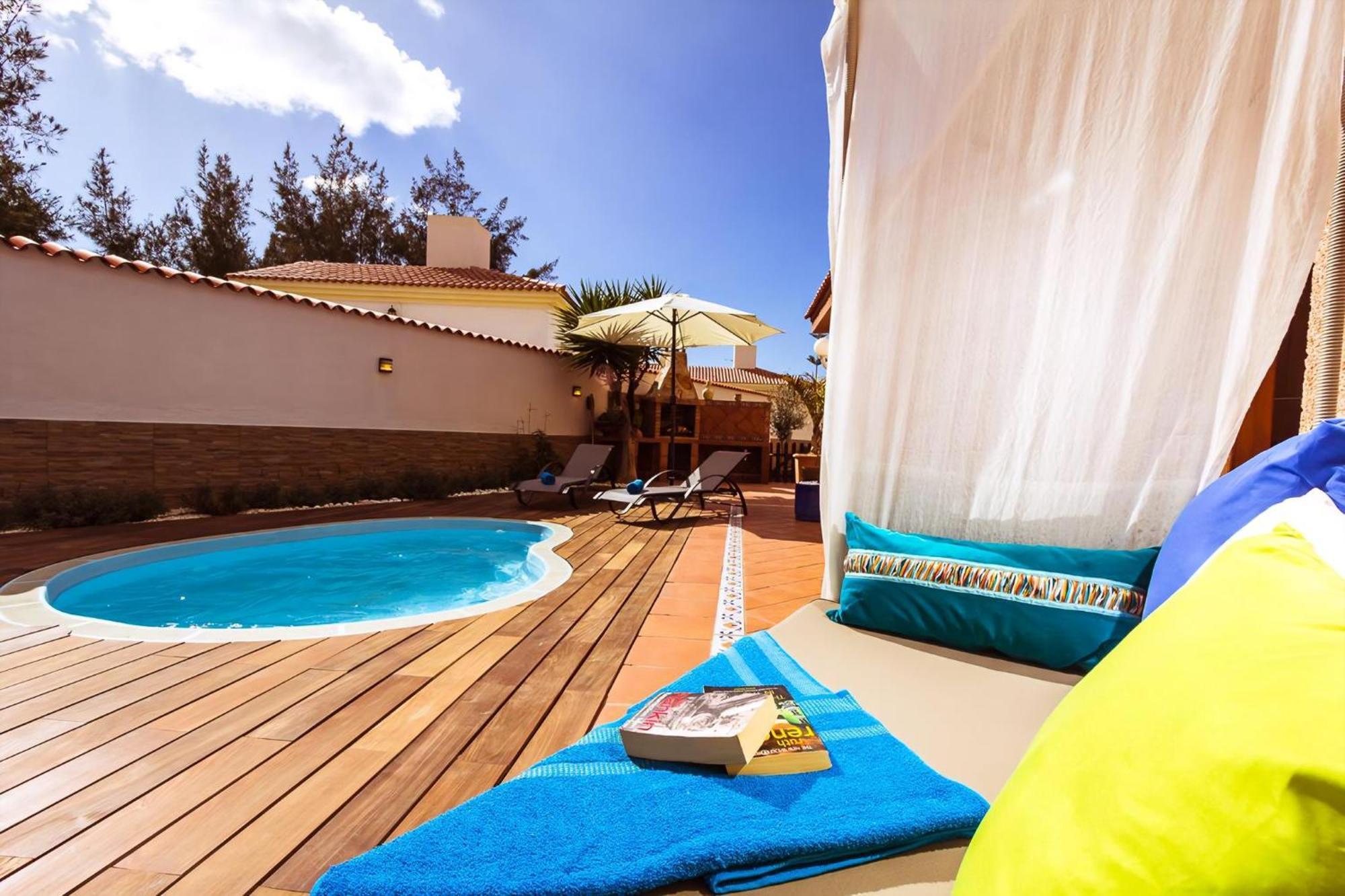 Strandnahes Hibiscus Mit Privatem Pool