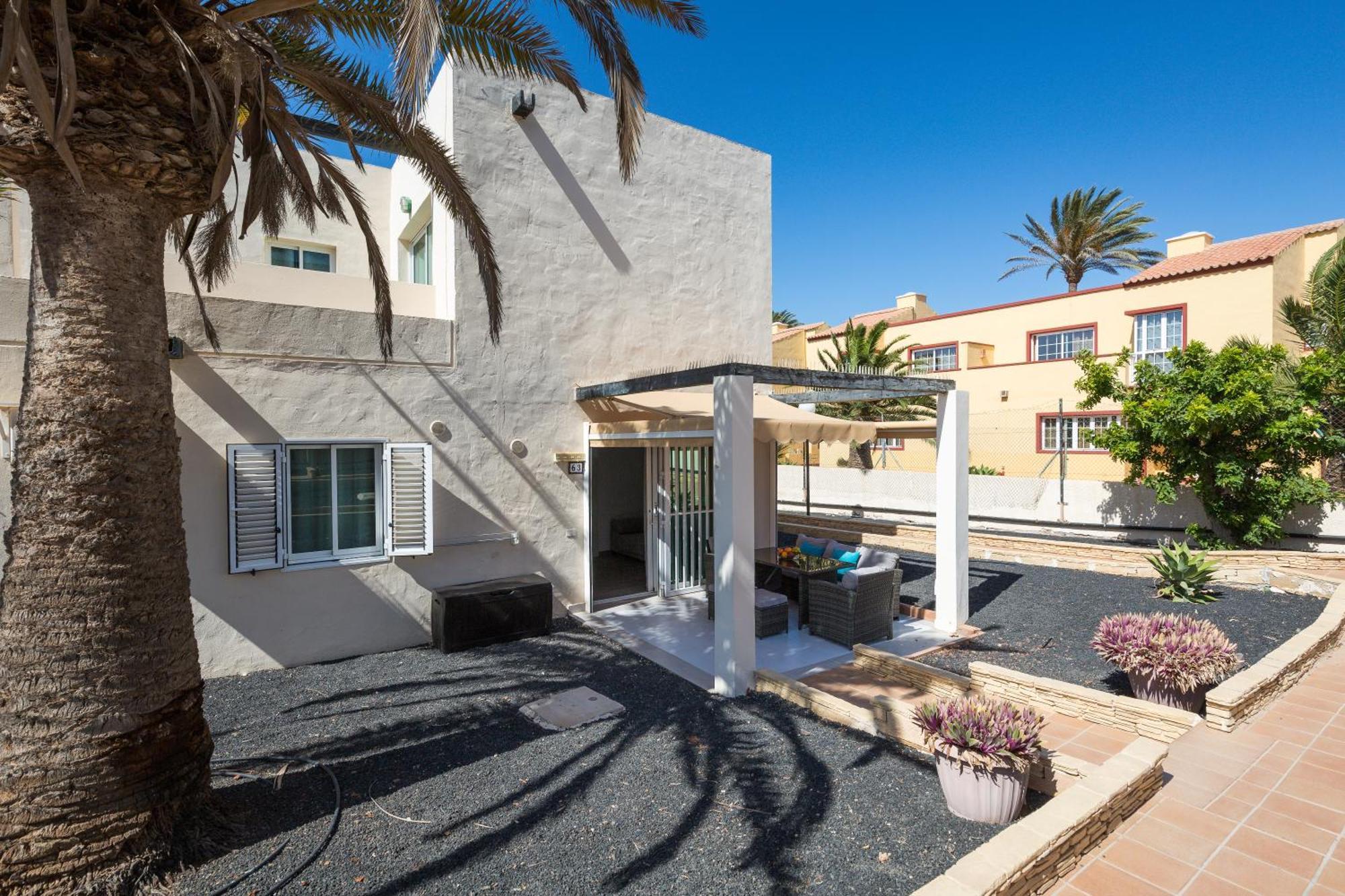Apartment Home2book Vibrant Corralejo, Pool *
