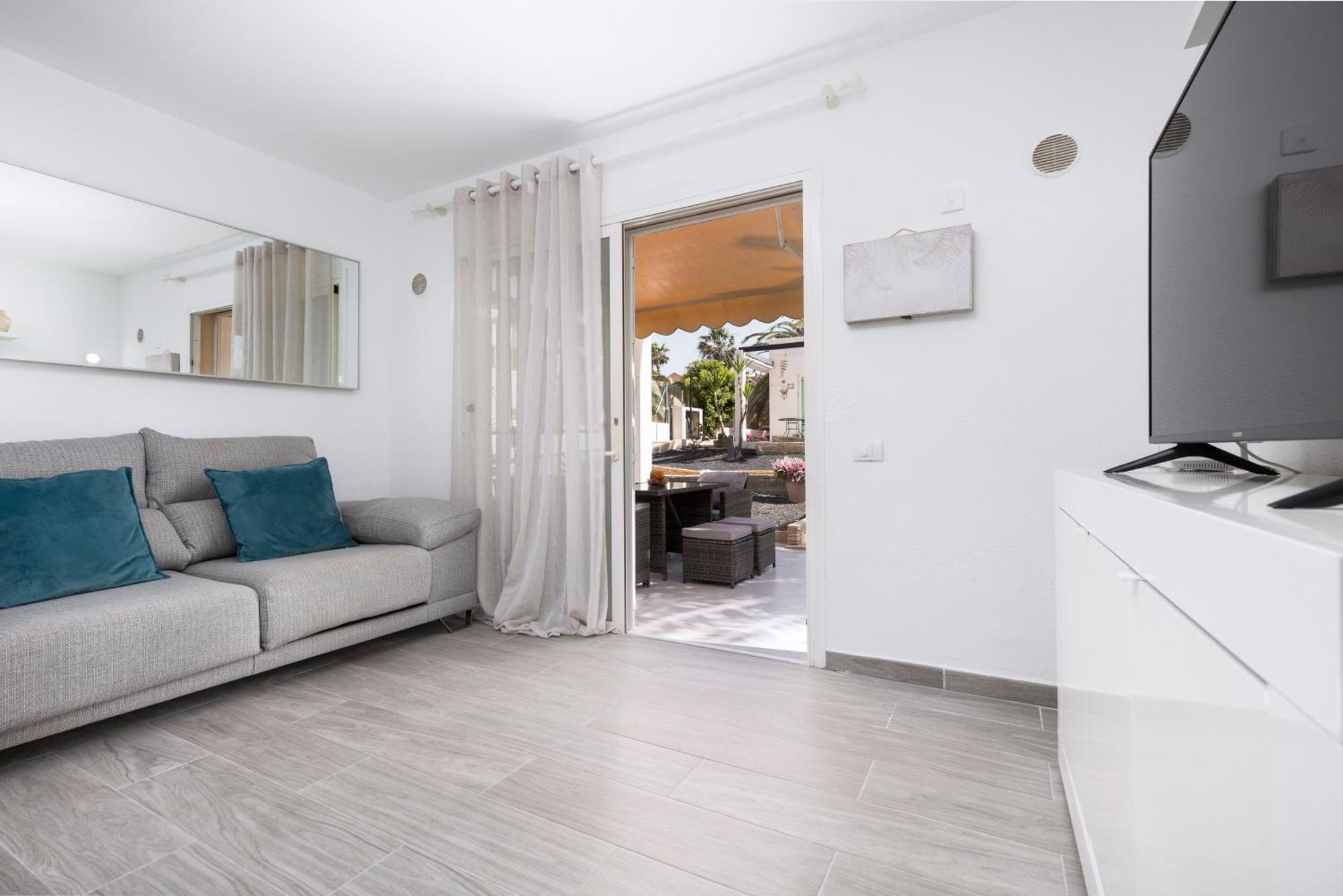 Home2book Vibrant Corralejo, Pool Apartment Corralejo
