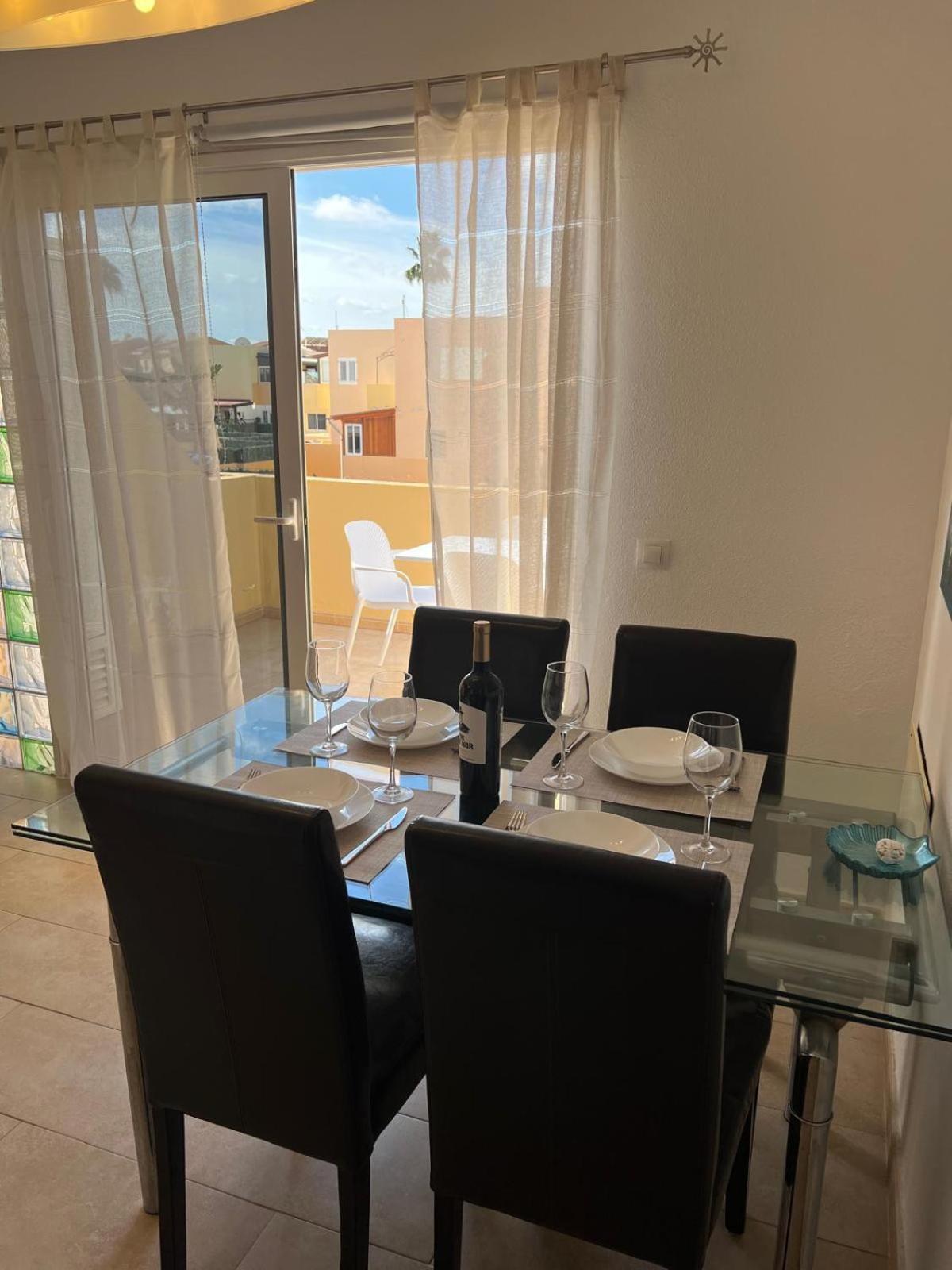 Delfin Azul Apartment *